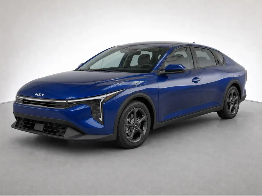 2025 Kia K4 — image 1 of 9
