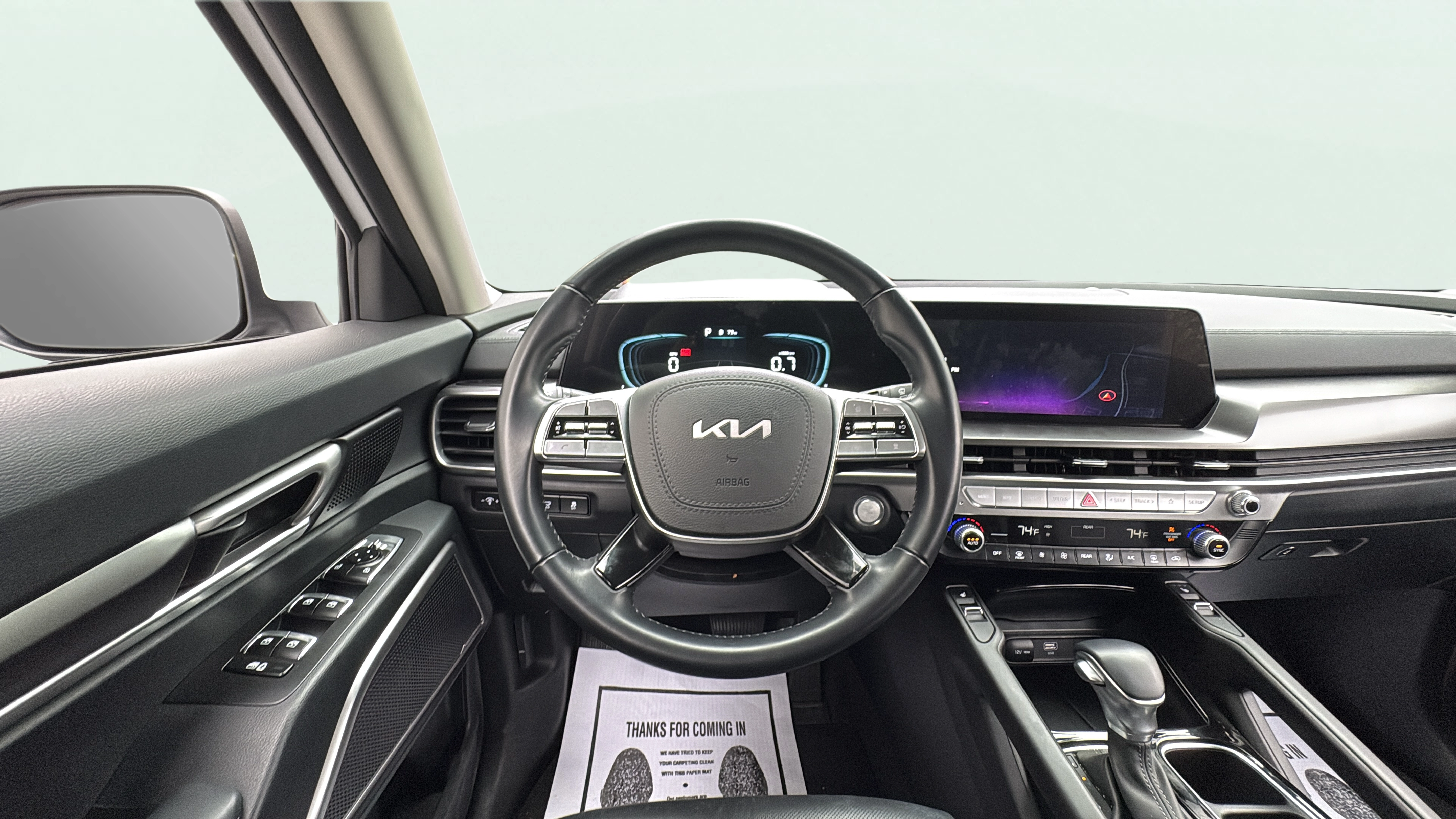 Vehicle interior 360 preview