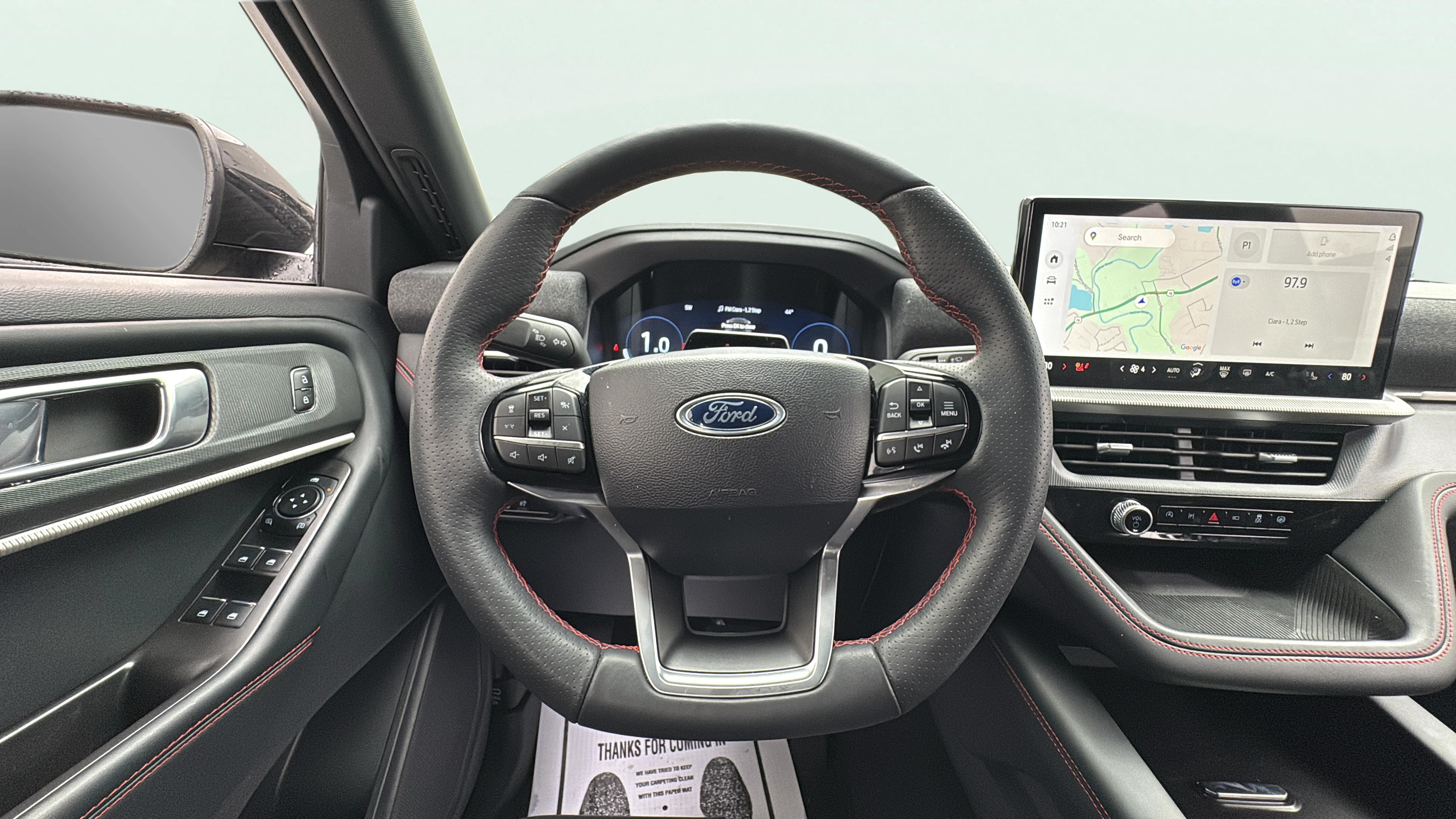 Vehicle interior 360 preview