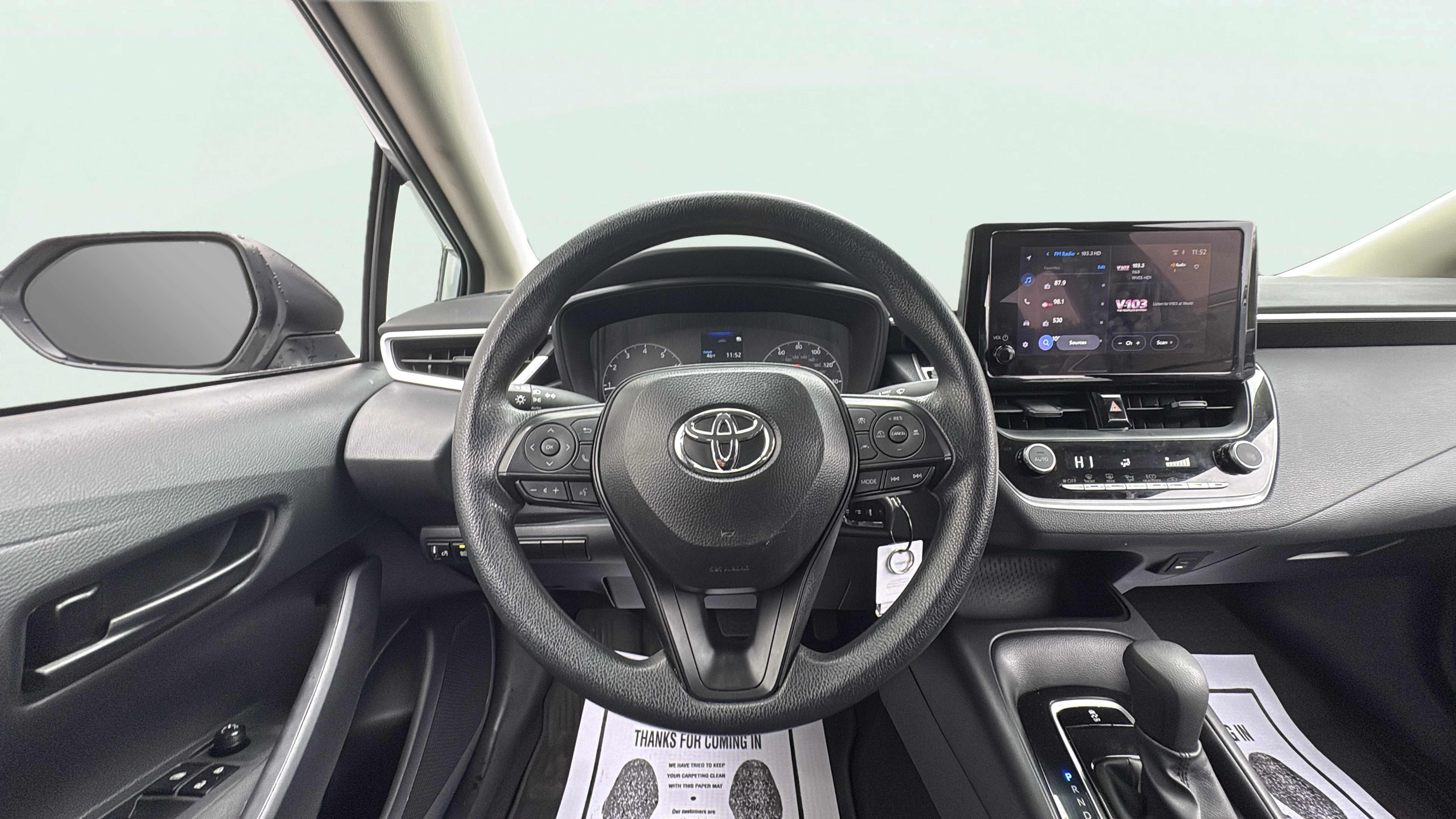 Vehicle interior 360 preview