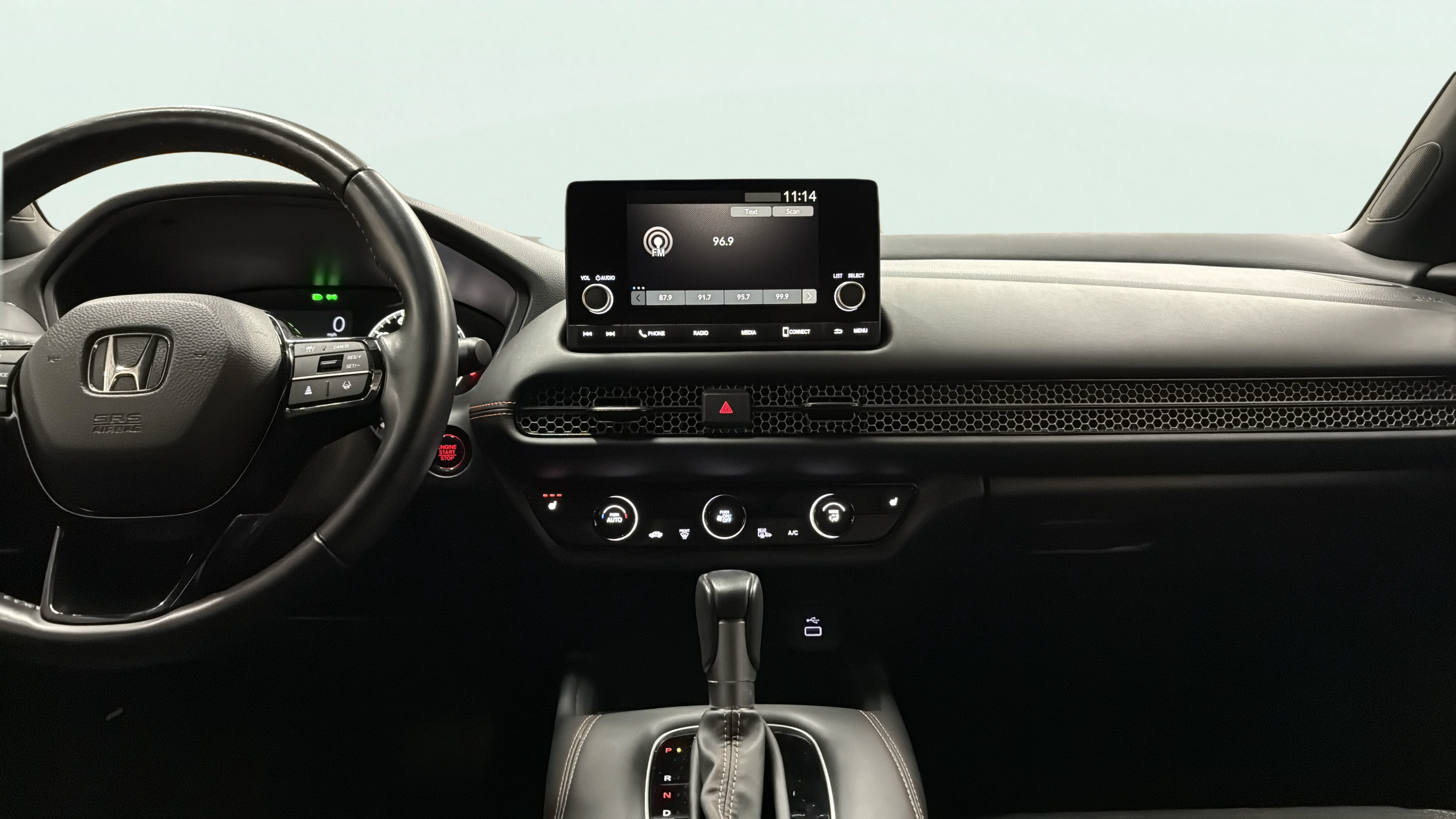 Vehicle interior 360 preview