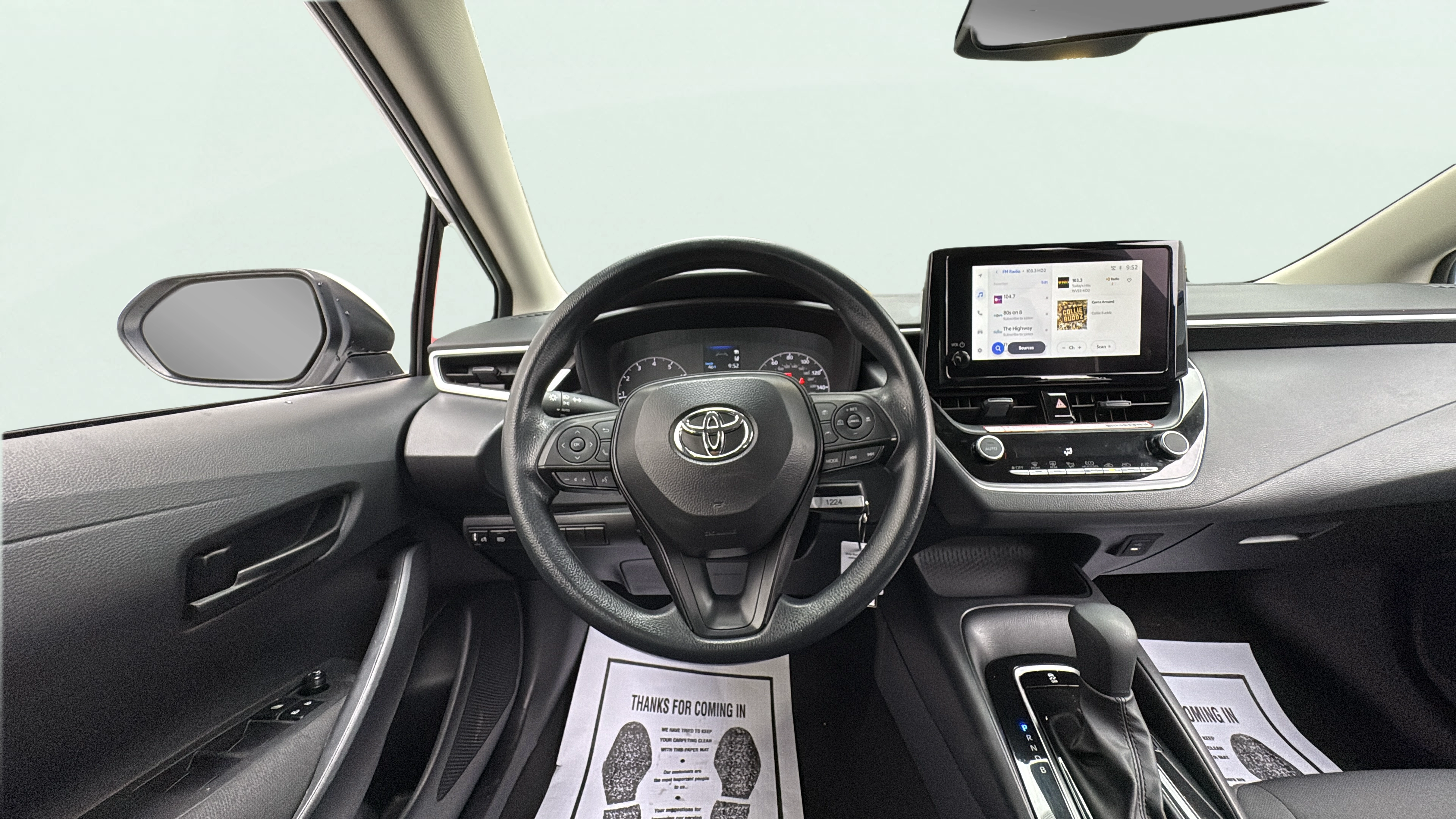 Vehicle interior 360 preview