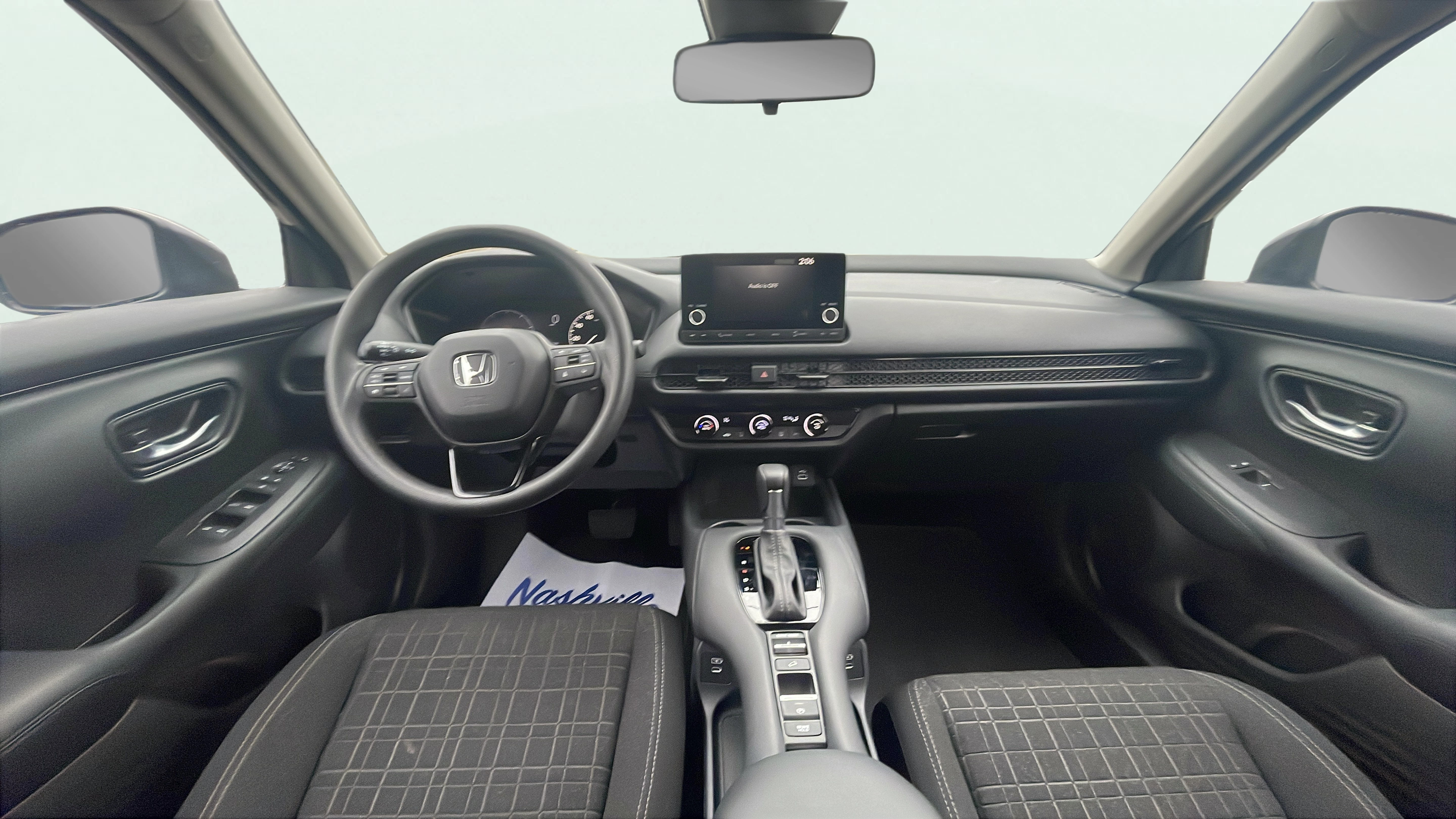 Vehicle interior 360 preview