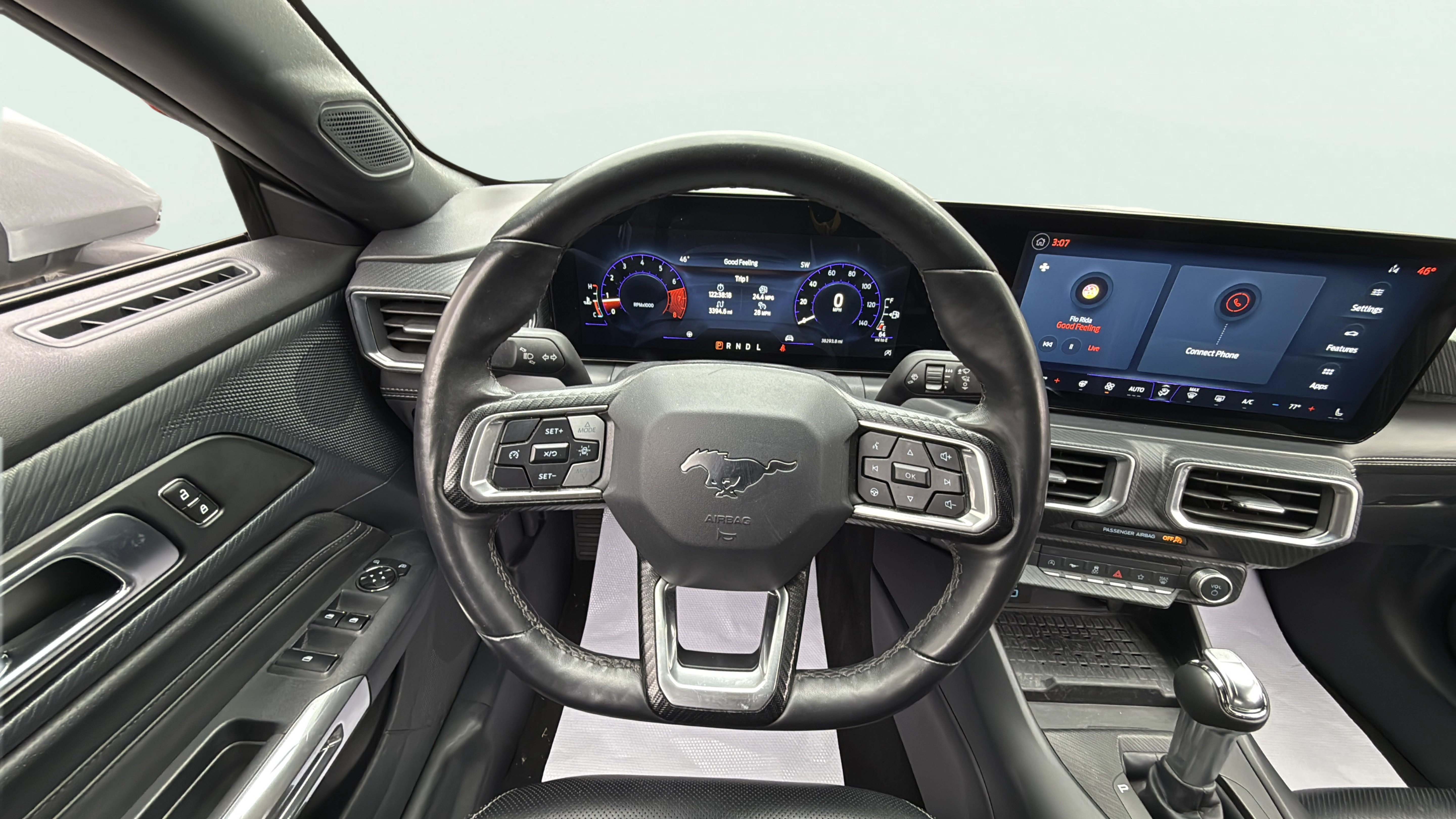 Vehicle interior 360 preview