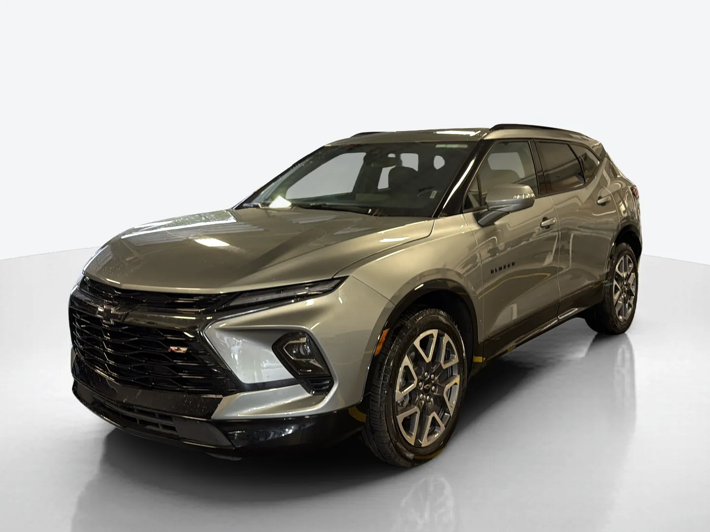 2025 Chevrolet Blazer — image 1 of 6