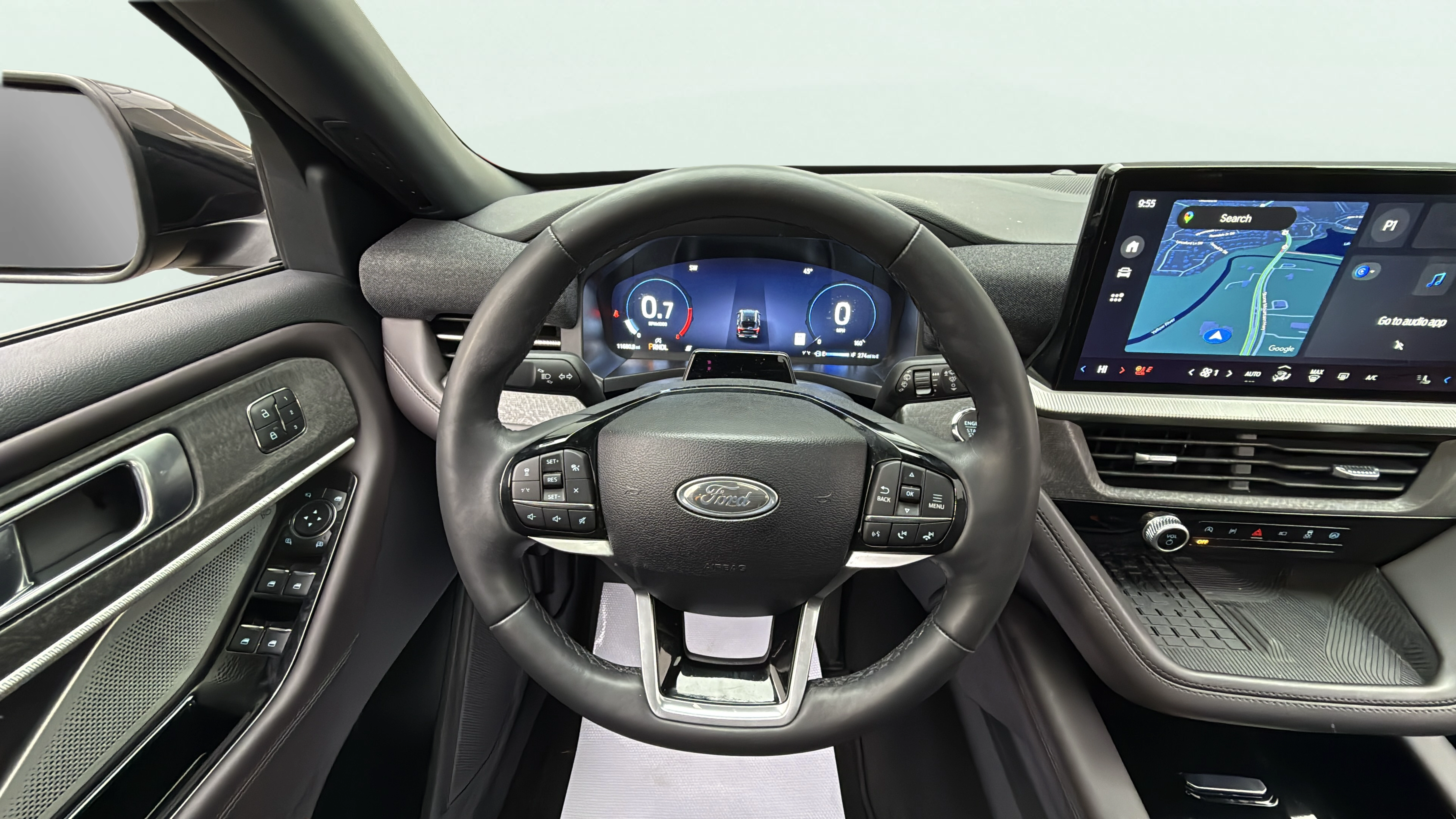 Vehicle interior 360 preview