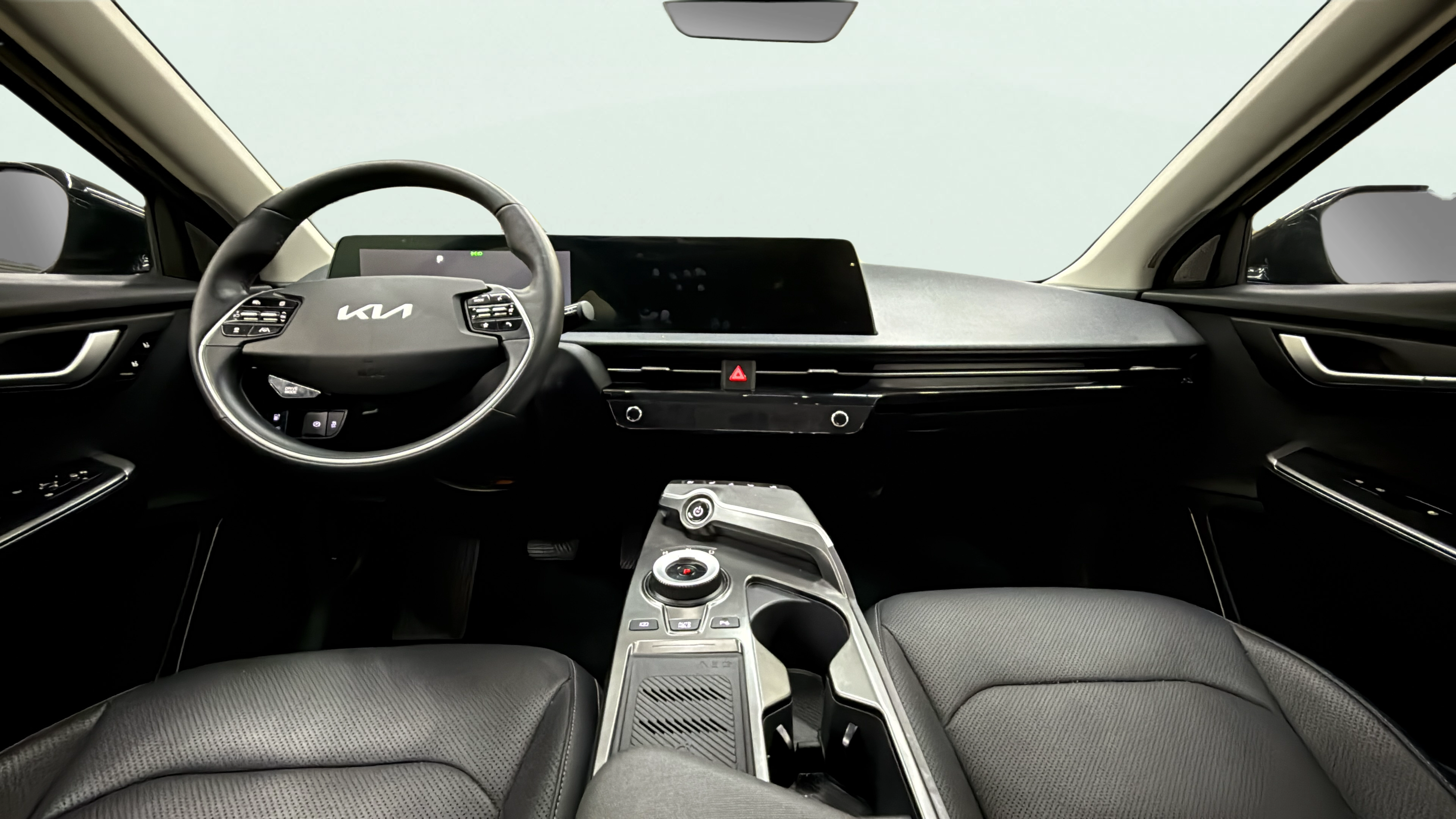 Vehicle interior 360 preview