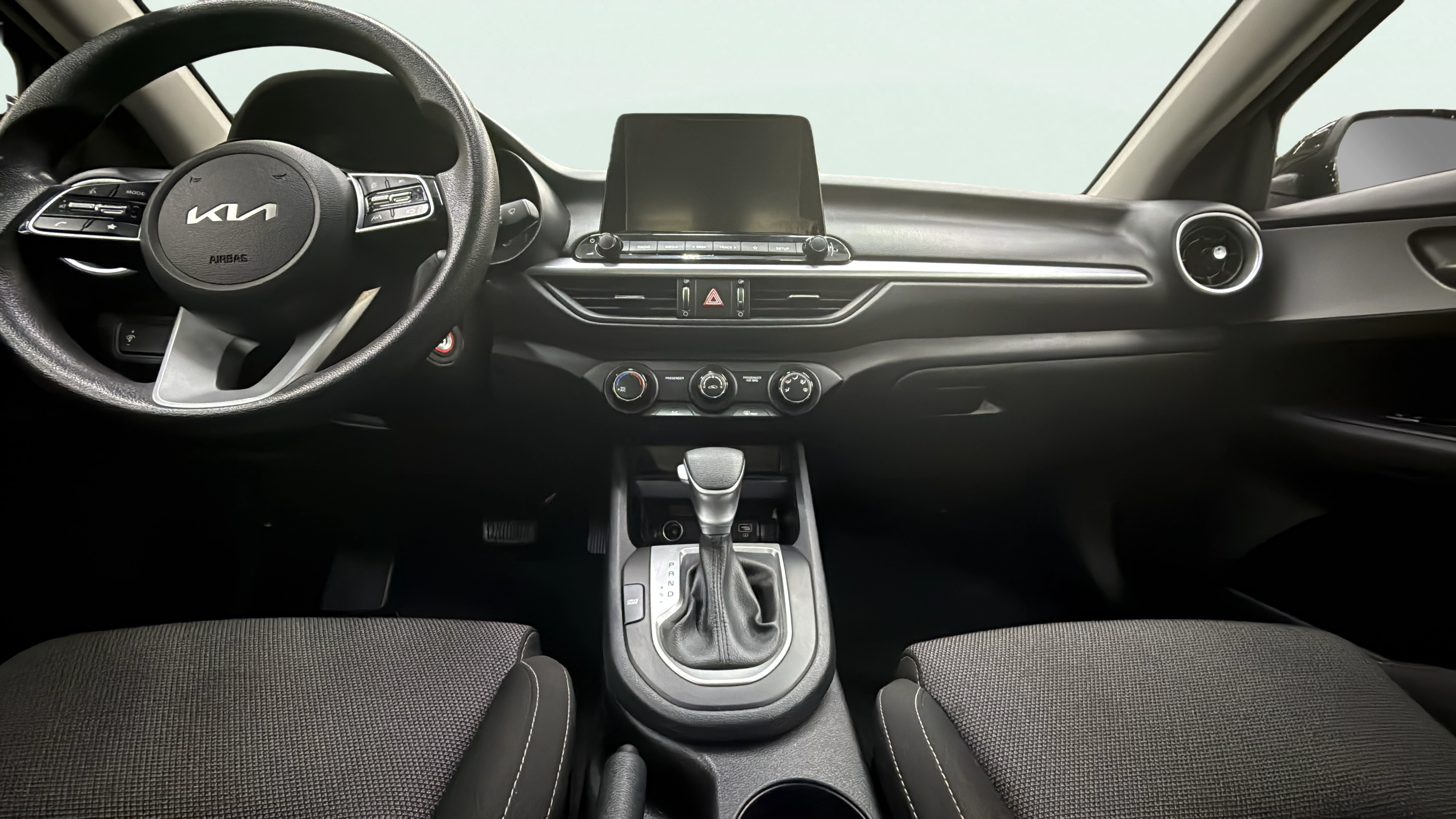 Vehicle interior 360 preview