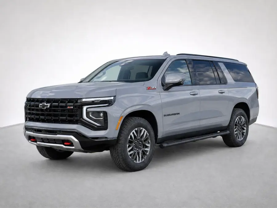 2025 Chevrolet Suburban — image 1 of 9