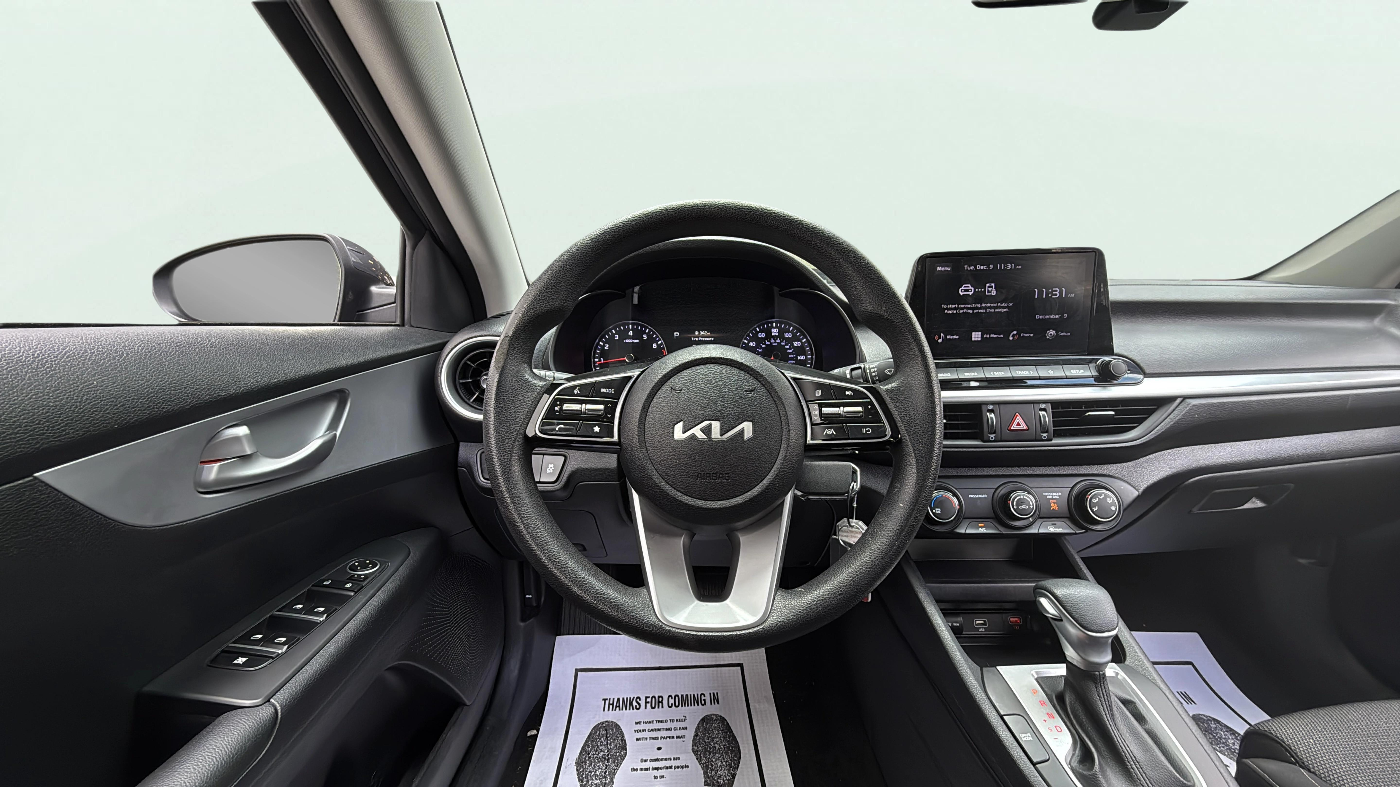 Vehicle interior 360 preview