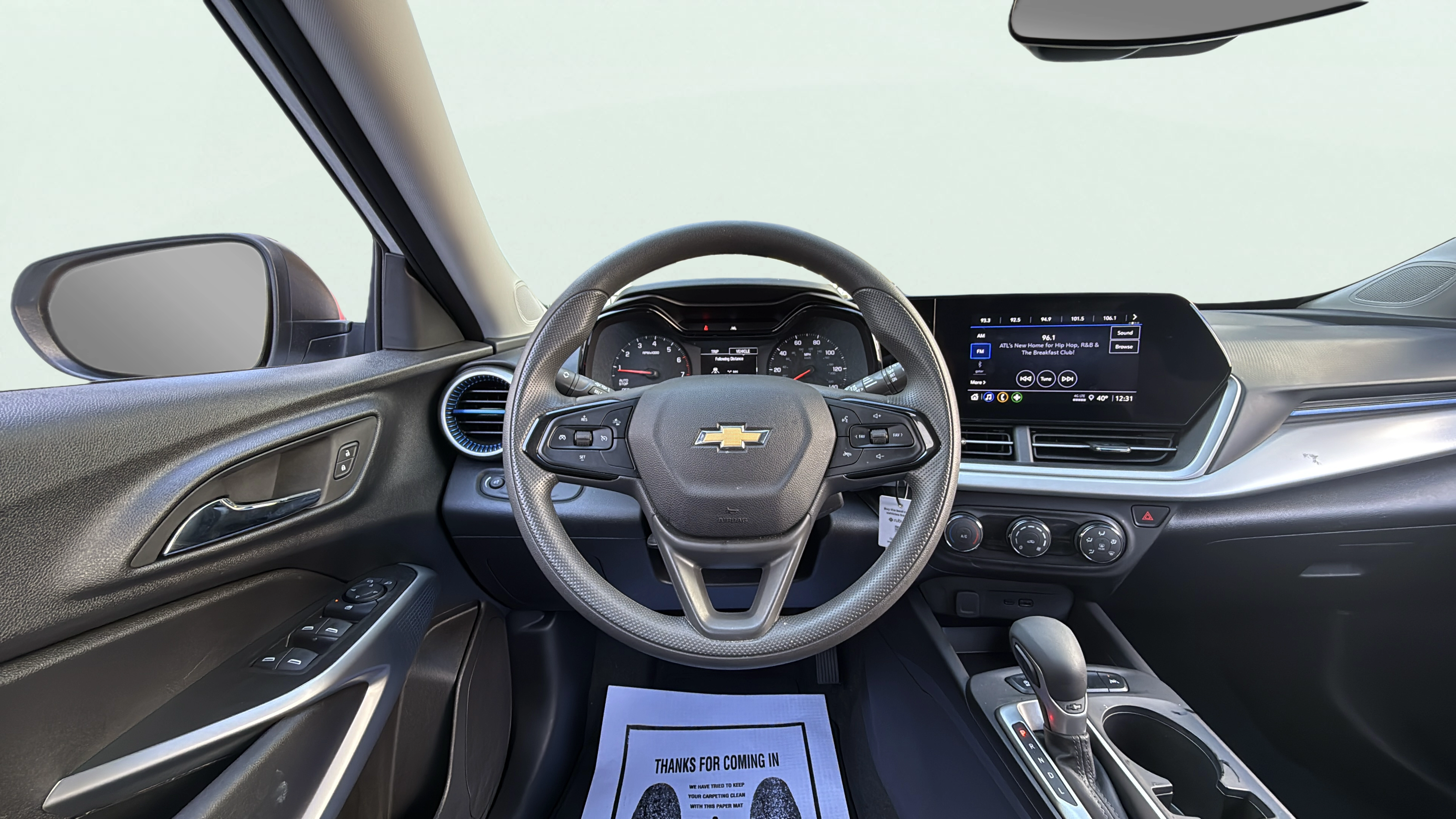 Vehicle interior 360 preview