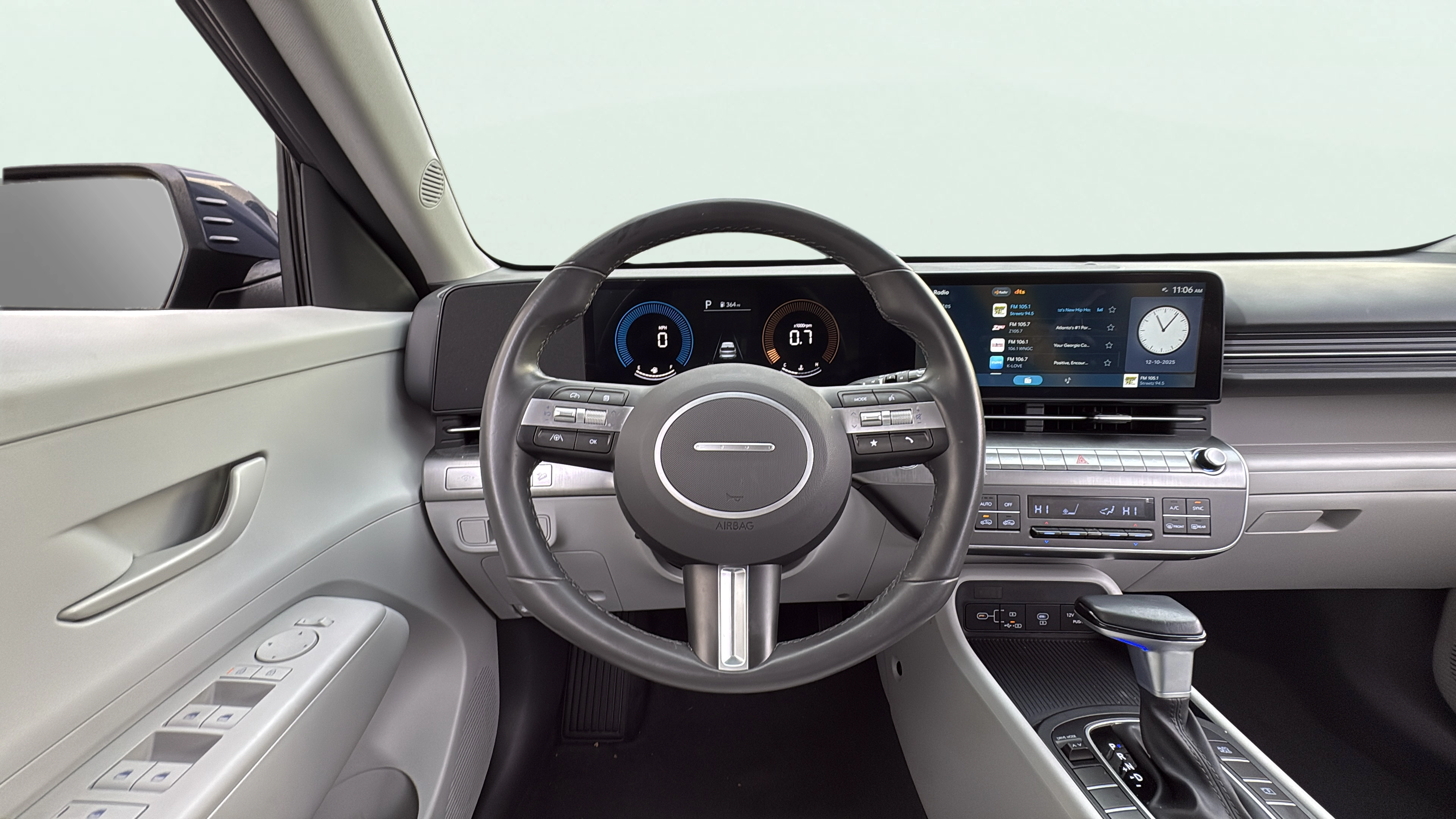 Vehicle interior 360 preview