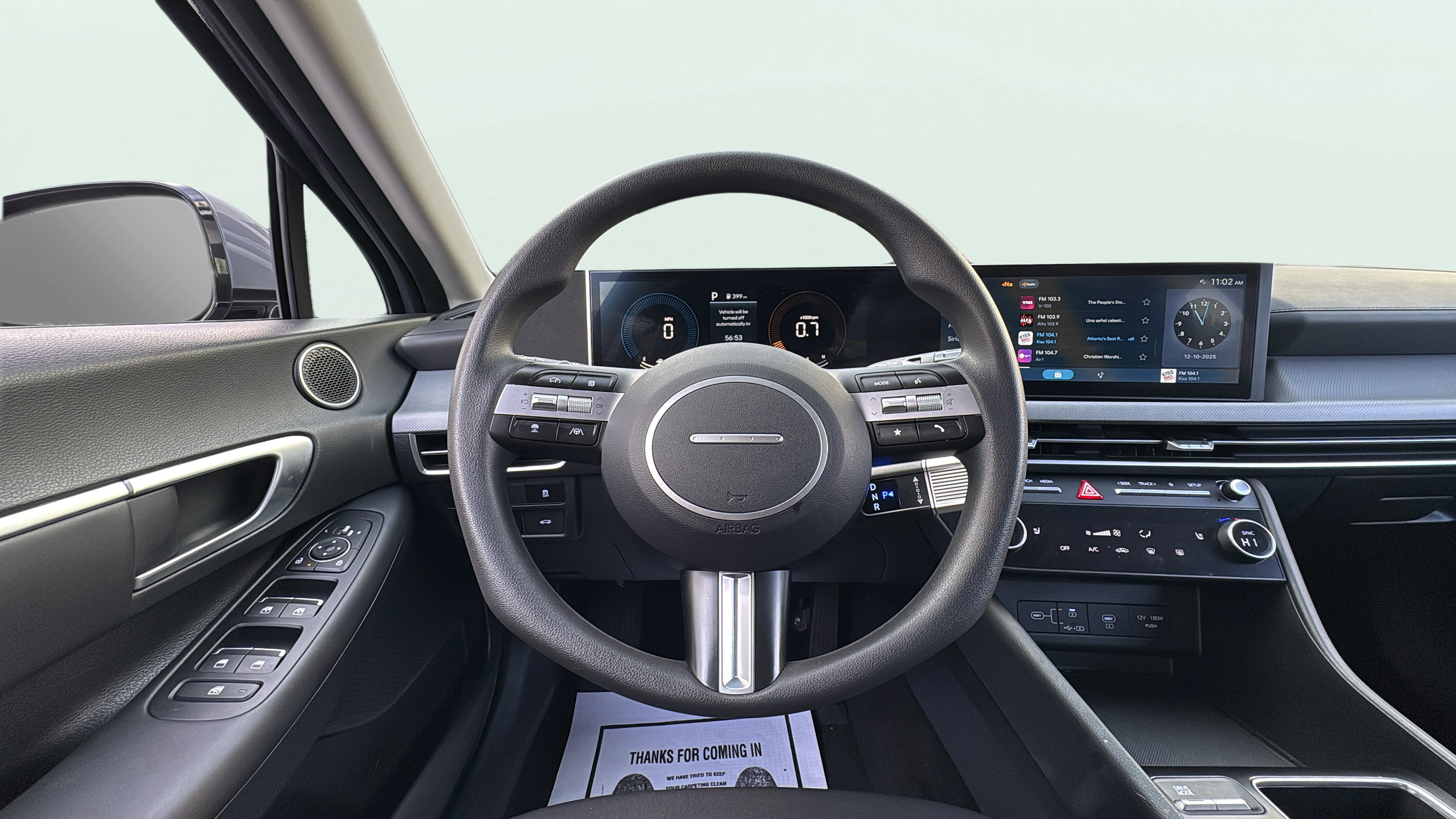 Vehicle interior 360 preview