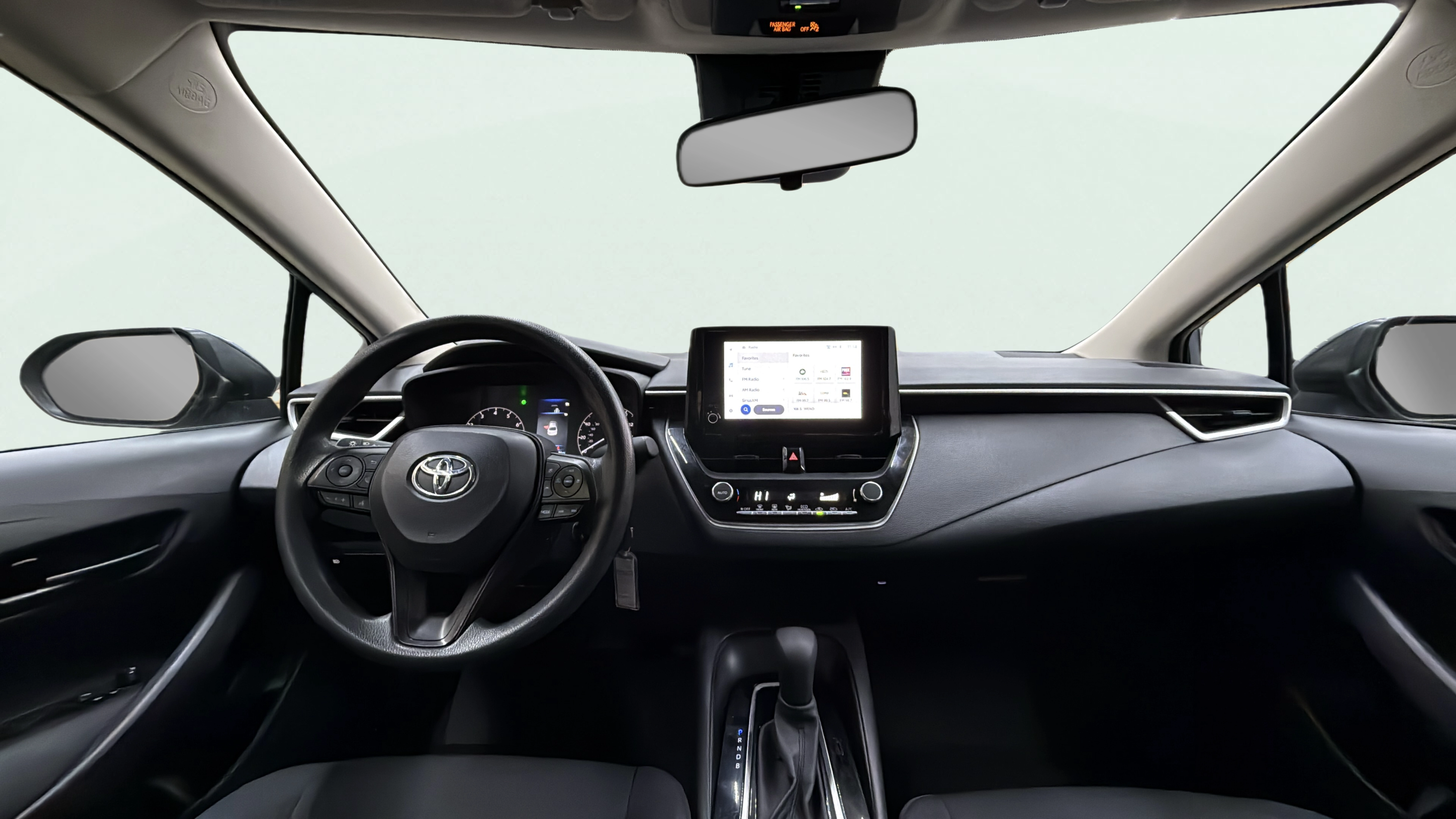 Vehicle interior 360 preview