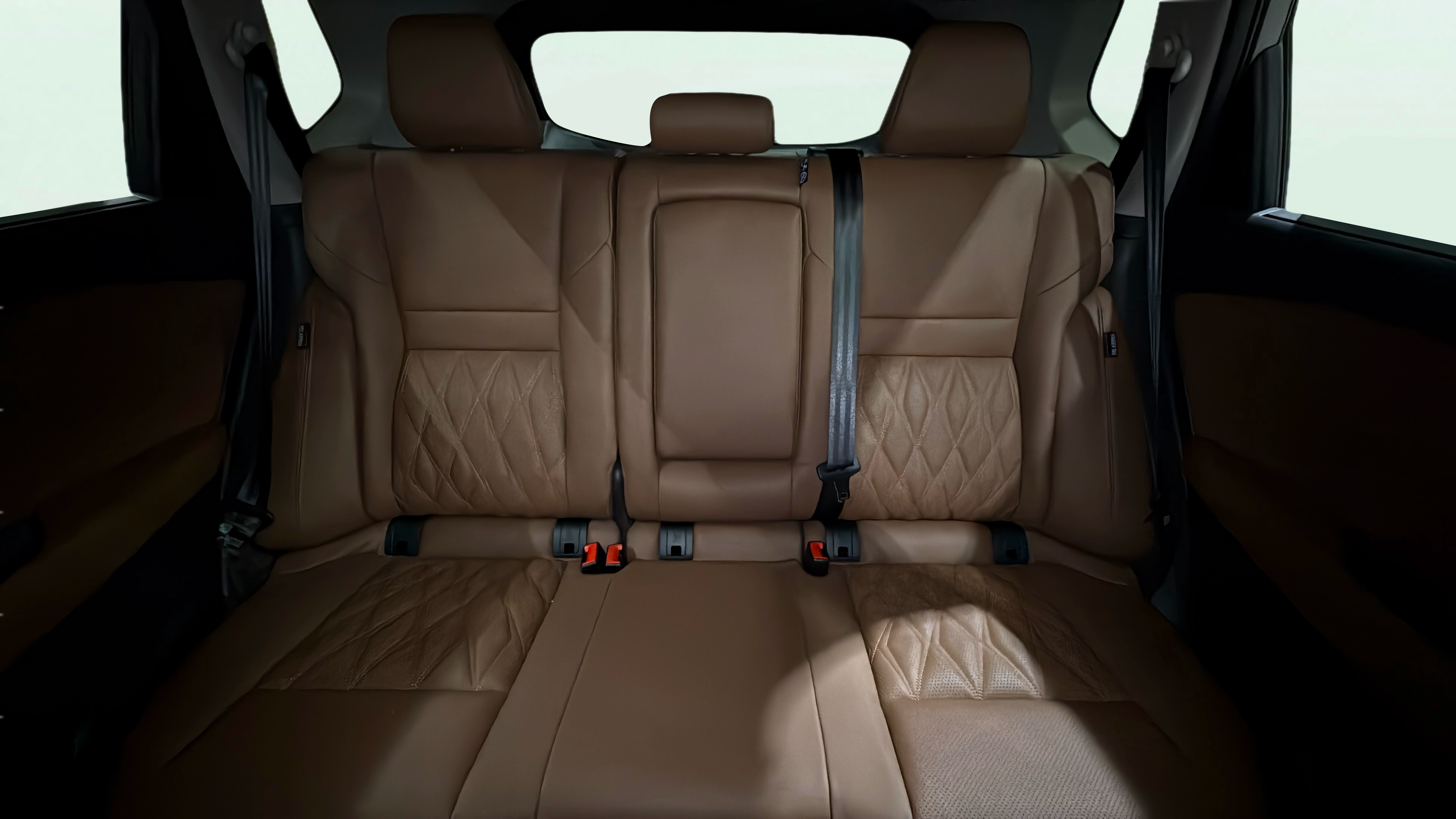 Vehicle interior 2