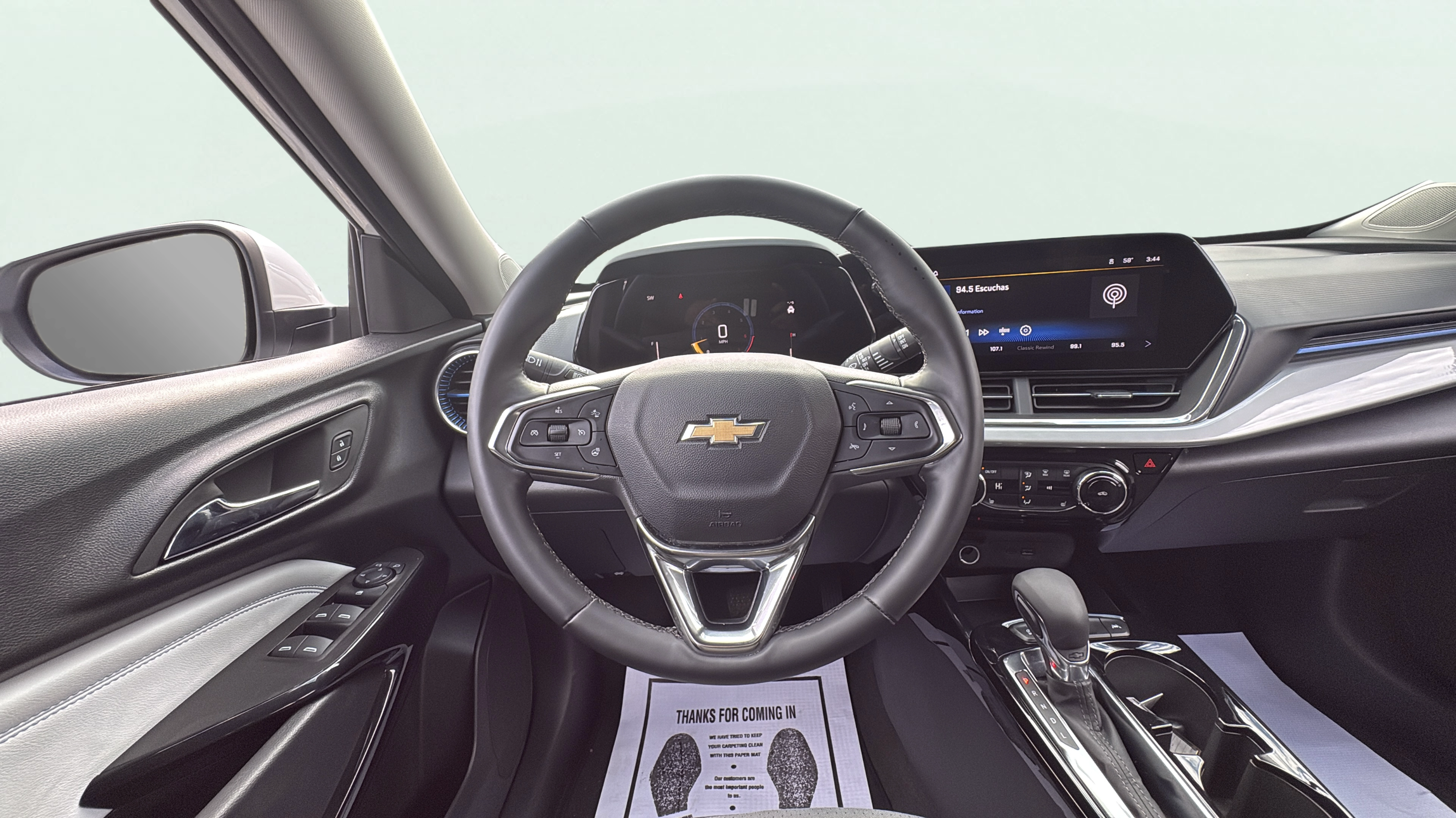 Vehicle interior 360 preview