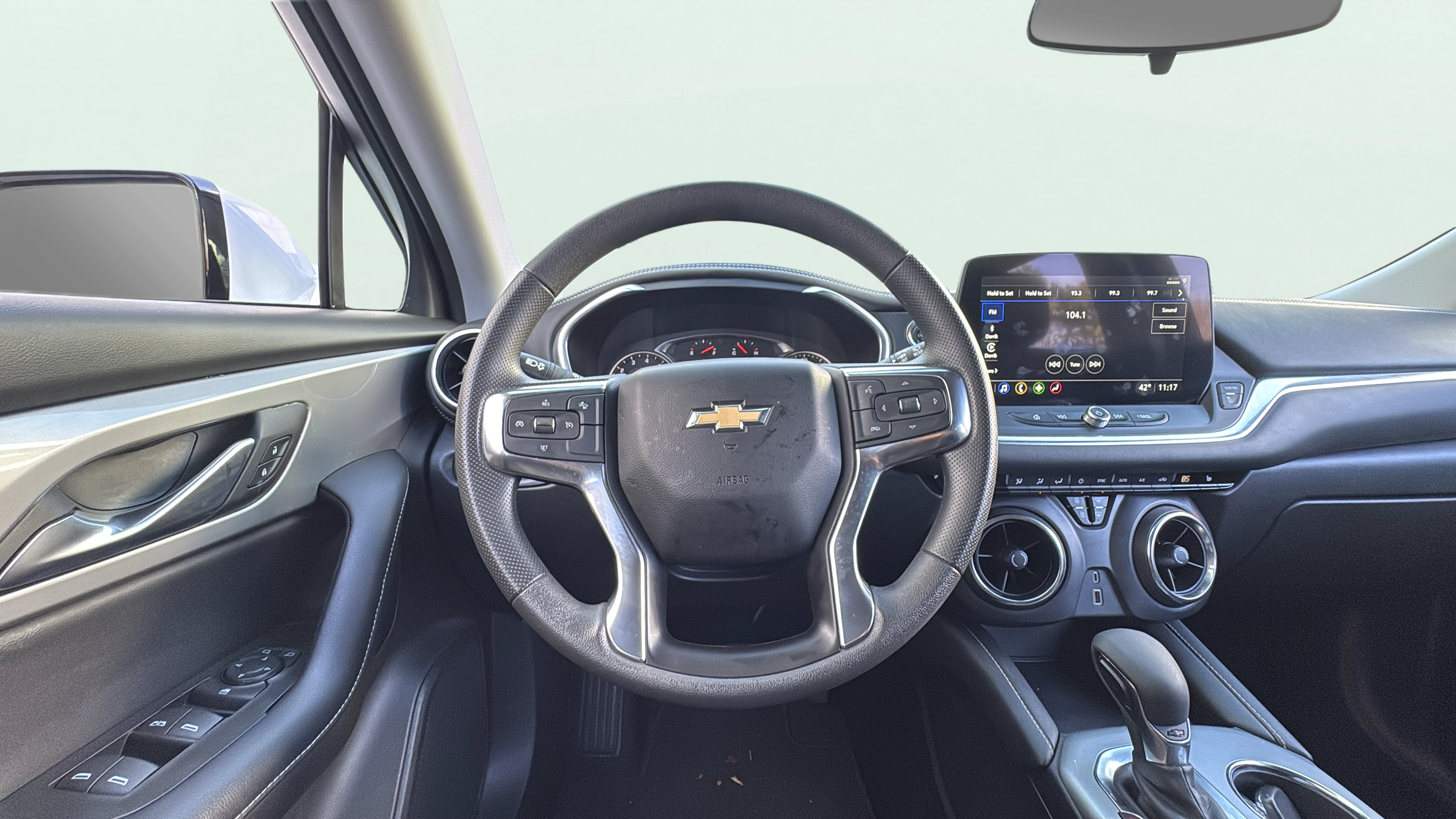 Vehicle interior 360 preview