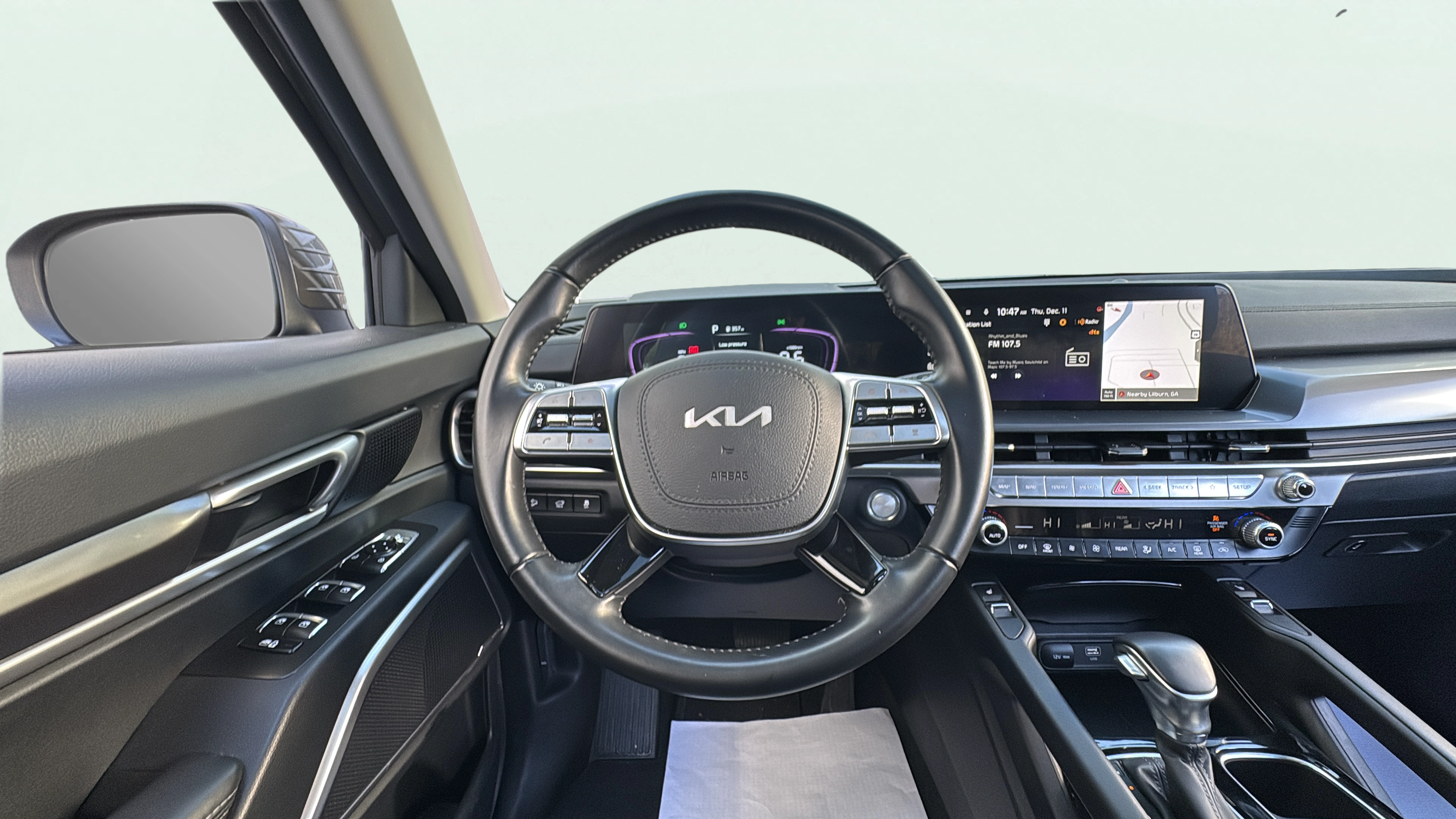 Vehicle interior 360 preview