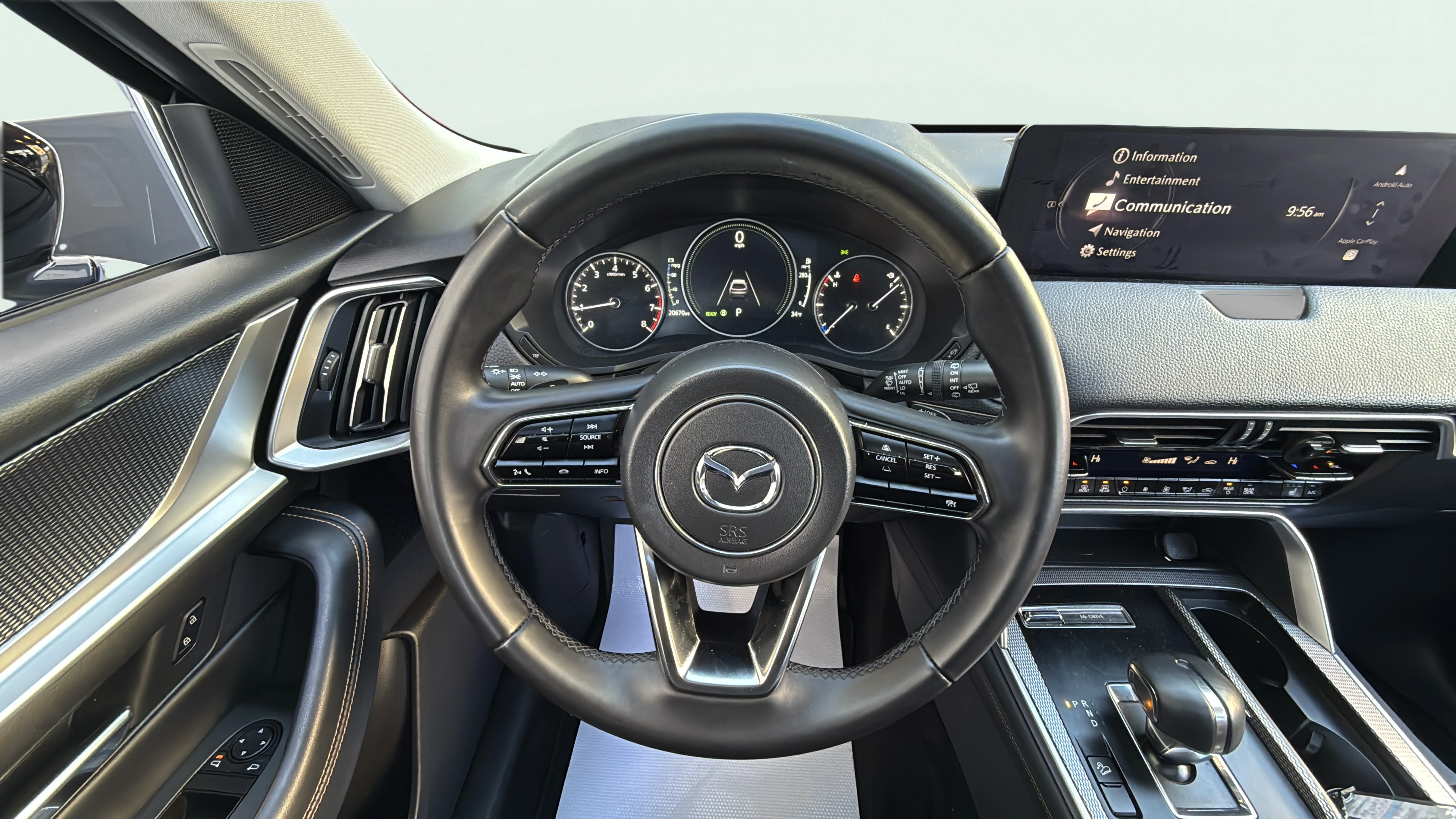 Vehicle interior 360 preview