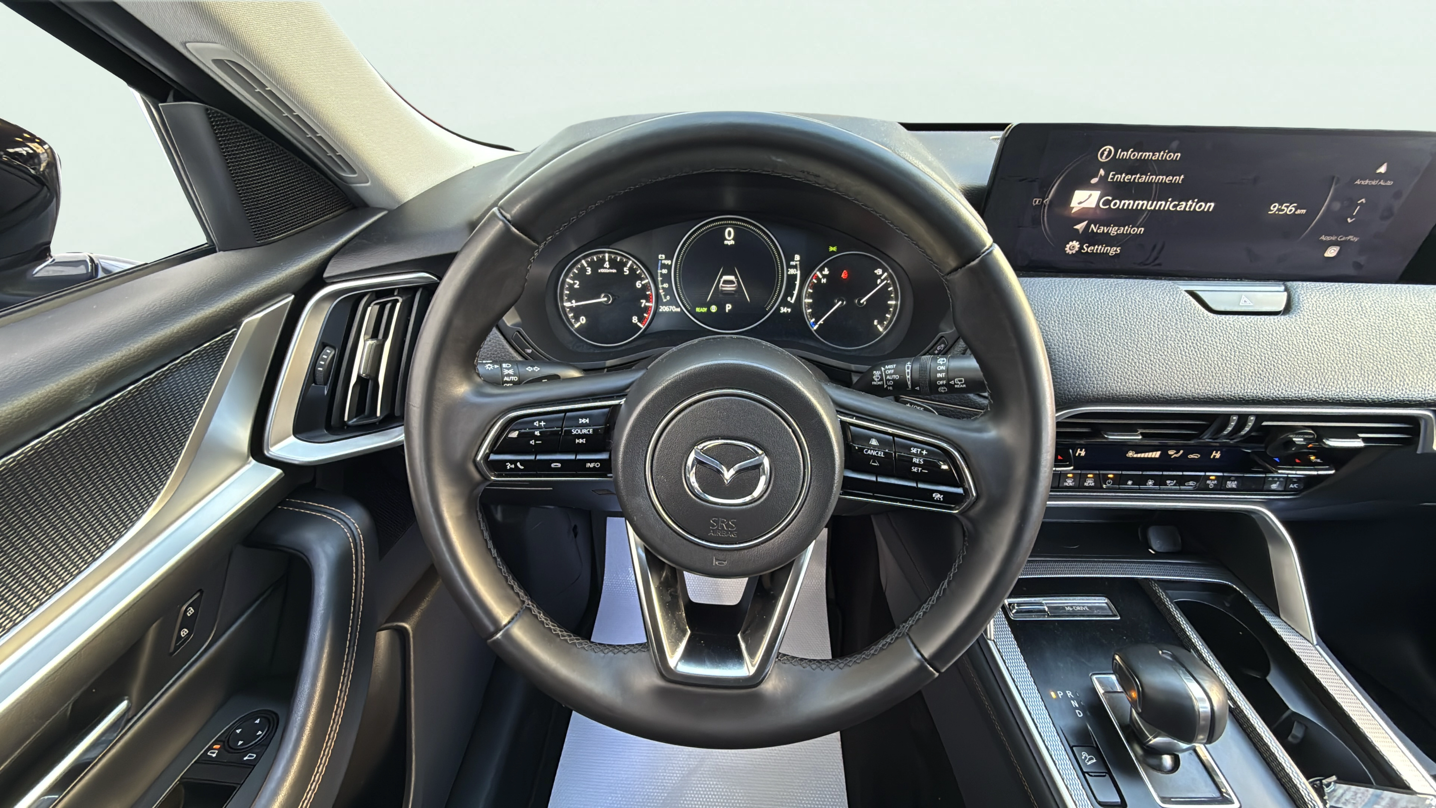 Vehicle interior 360 preview