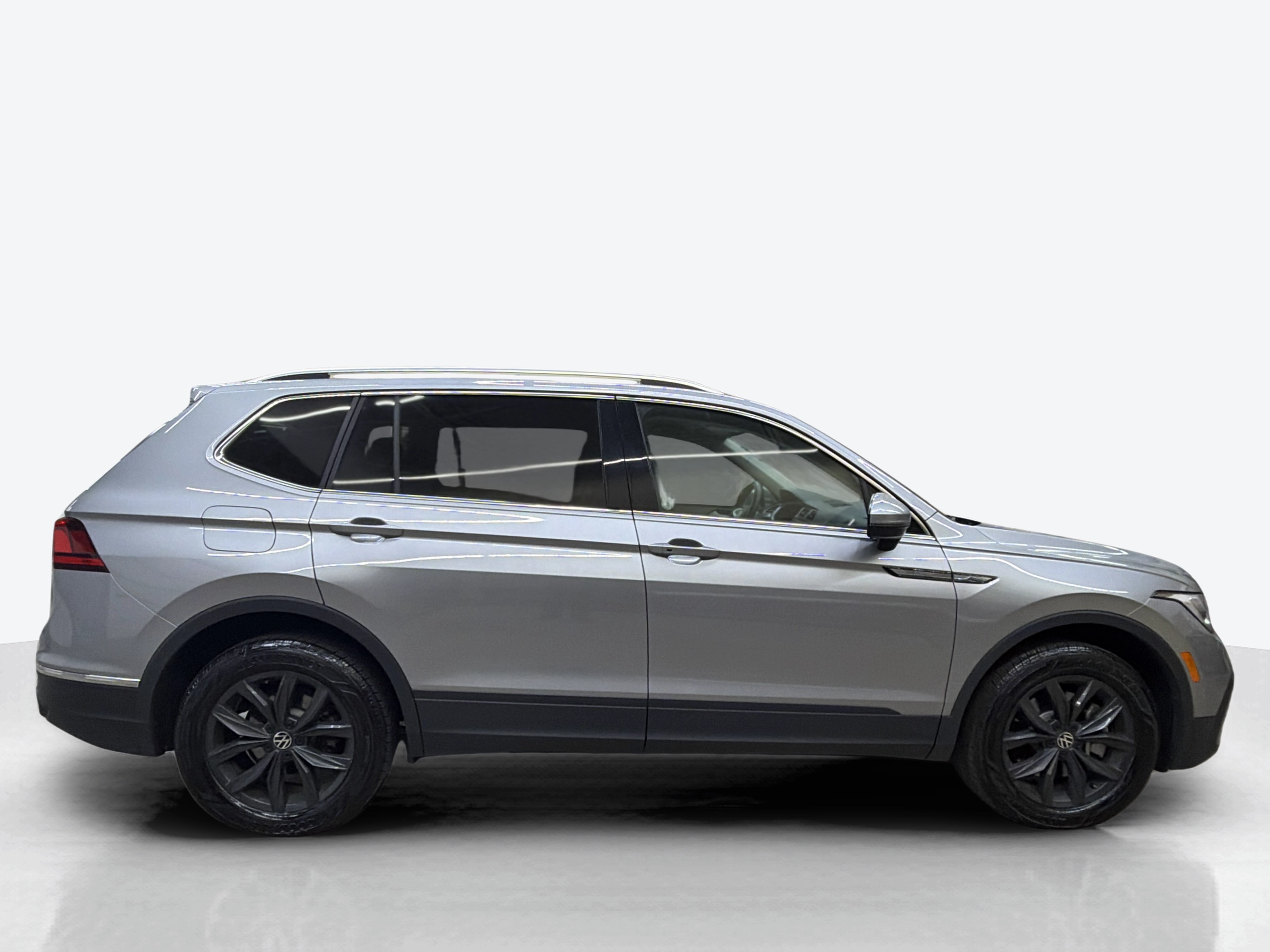 Vehicle exterior side