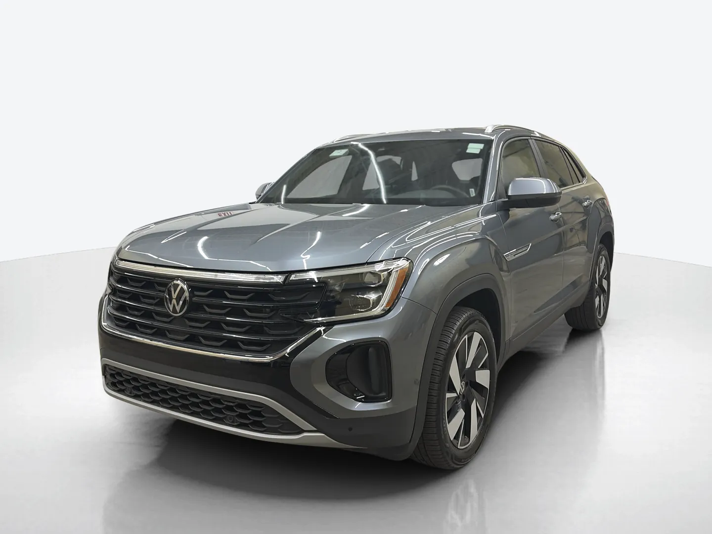 2025 Volkswagen Atlas Cross Sport — image 1 of 6