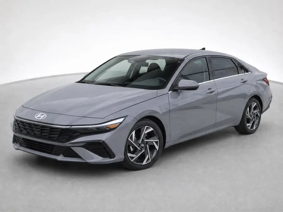 2025 Hyundai Elantra — image 1 of 9