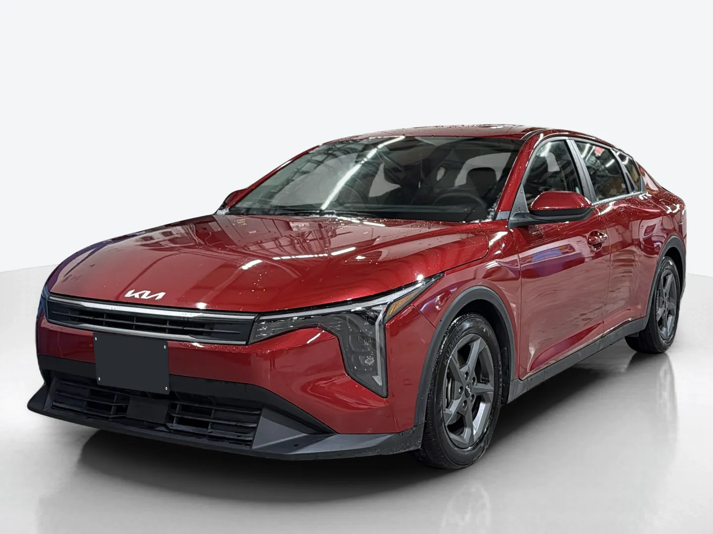 2025 Kia K4 — image 1 of 5