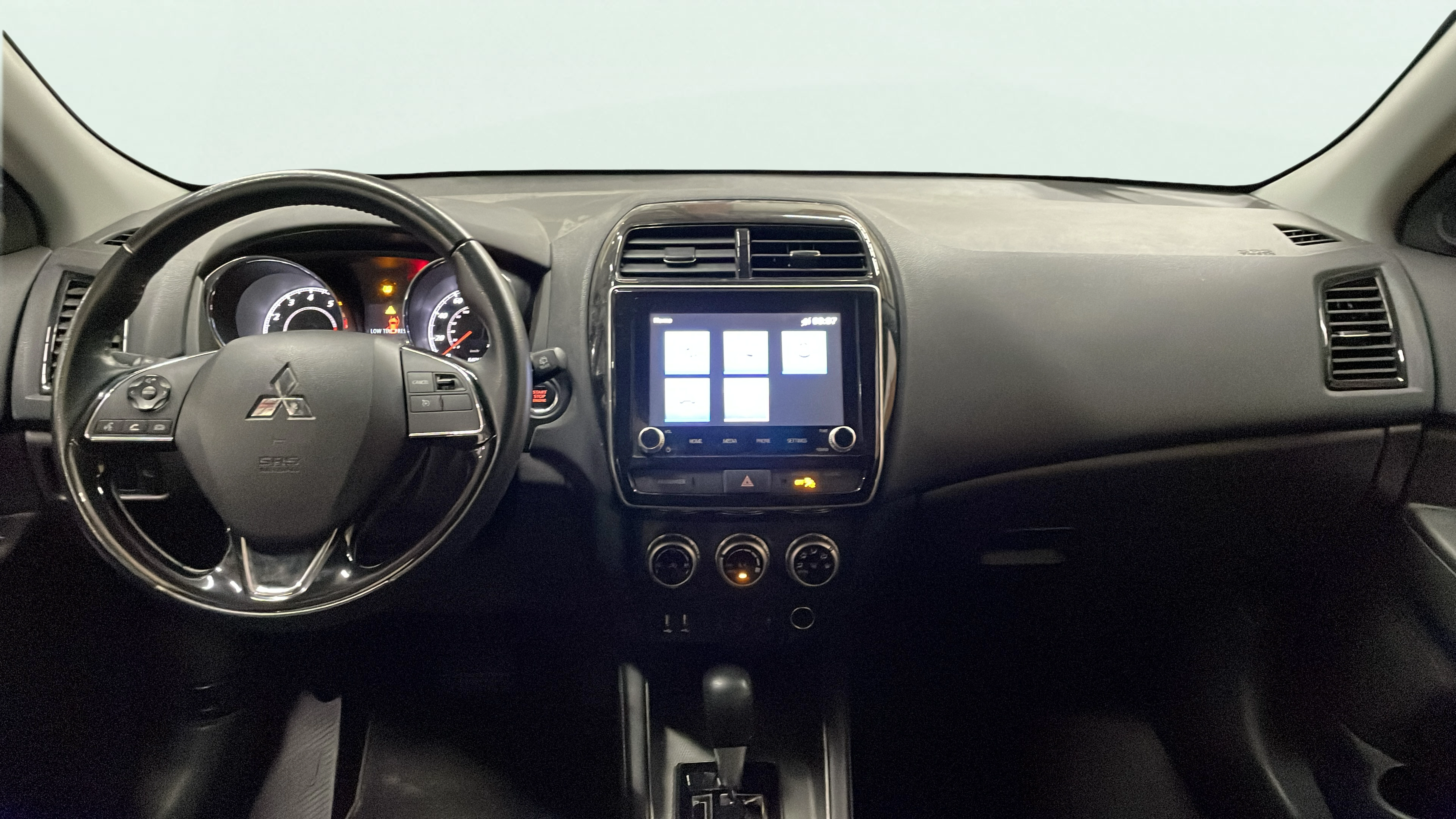 Vehicle interior 360 preview