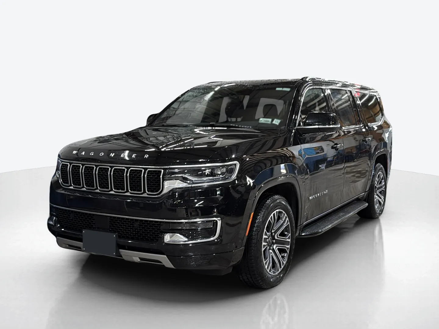 2025 Jeep Wagoneer L — image 1 of 8