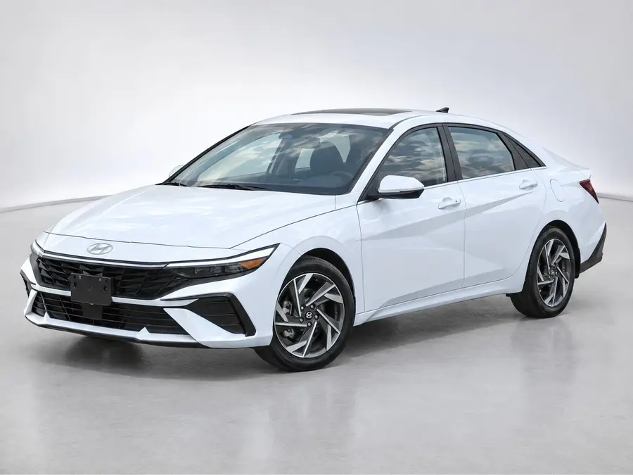 2025 Hyundai Elantra — image 1 of 8