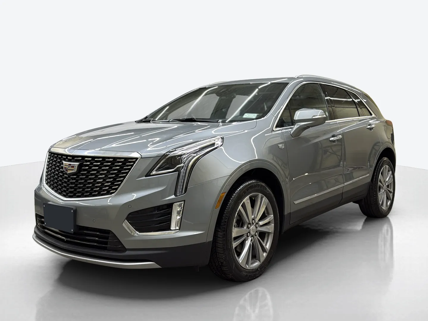 2024 Cadillac XT5 — image 1 of 5