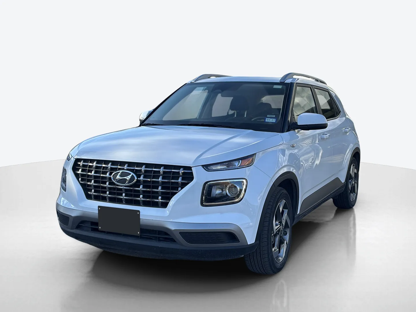 2025 Hyundai Venue — image 1 of 5