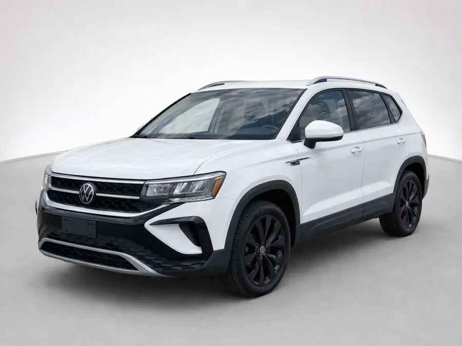 2024 Volkswagen Taos — image 1 of 9