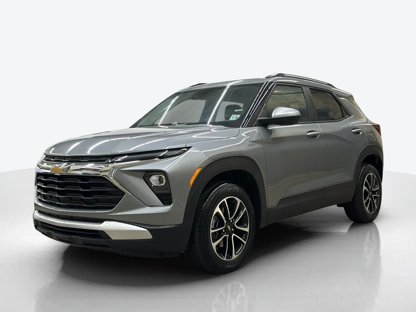2025 Chevrolet Trailblazer — image 1 of 8