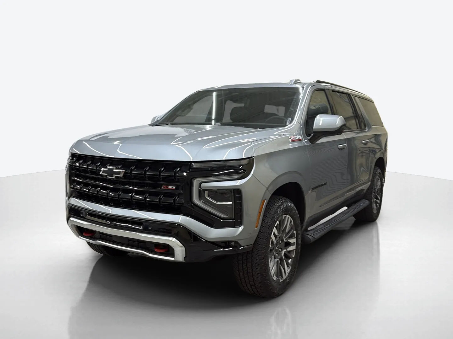 2025 Chevrolet Suburban — image 1 of 6