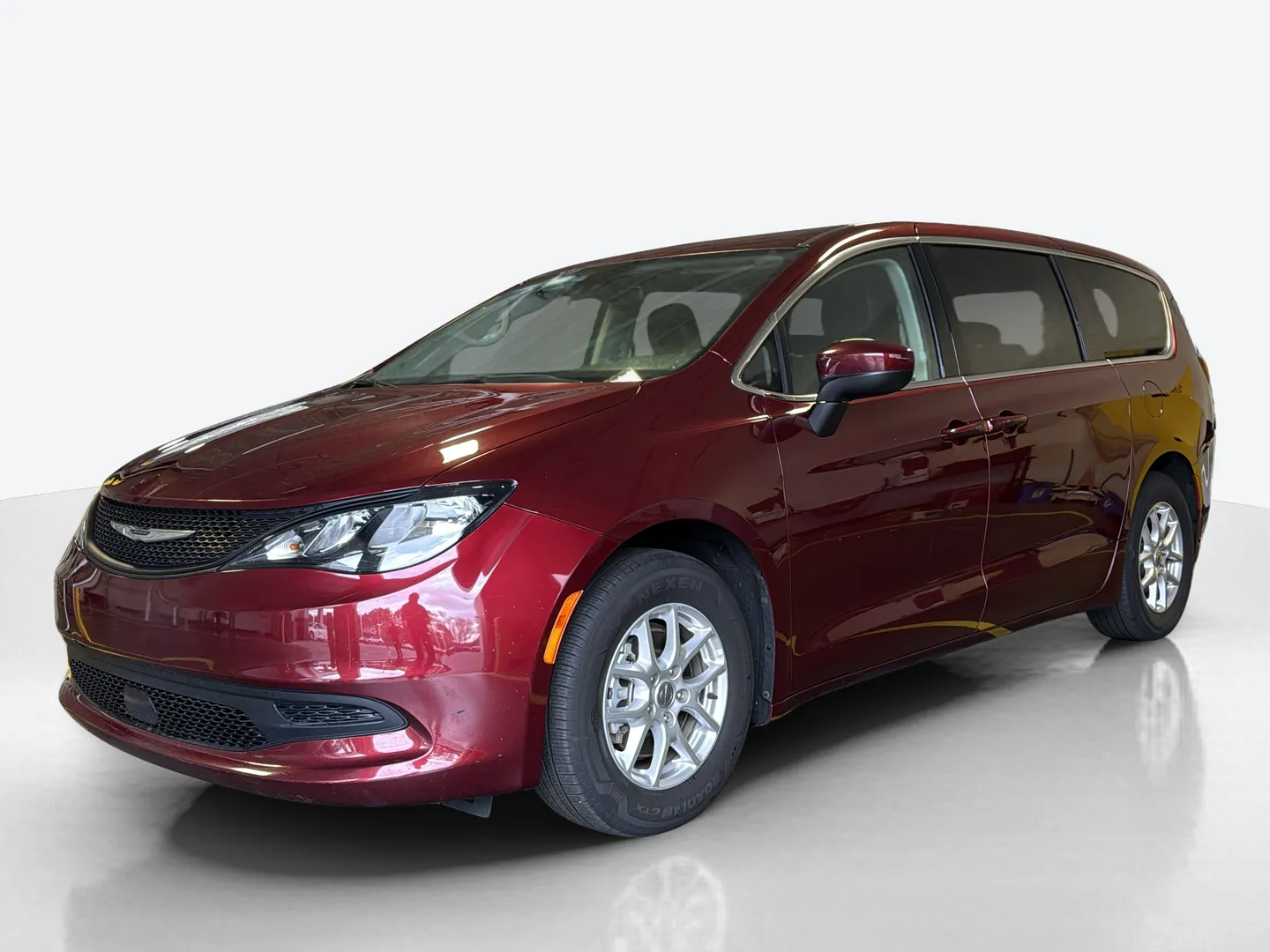 2023 Chrysler Voyager