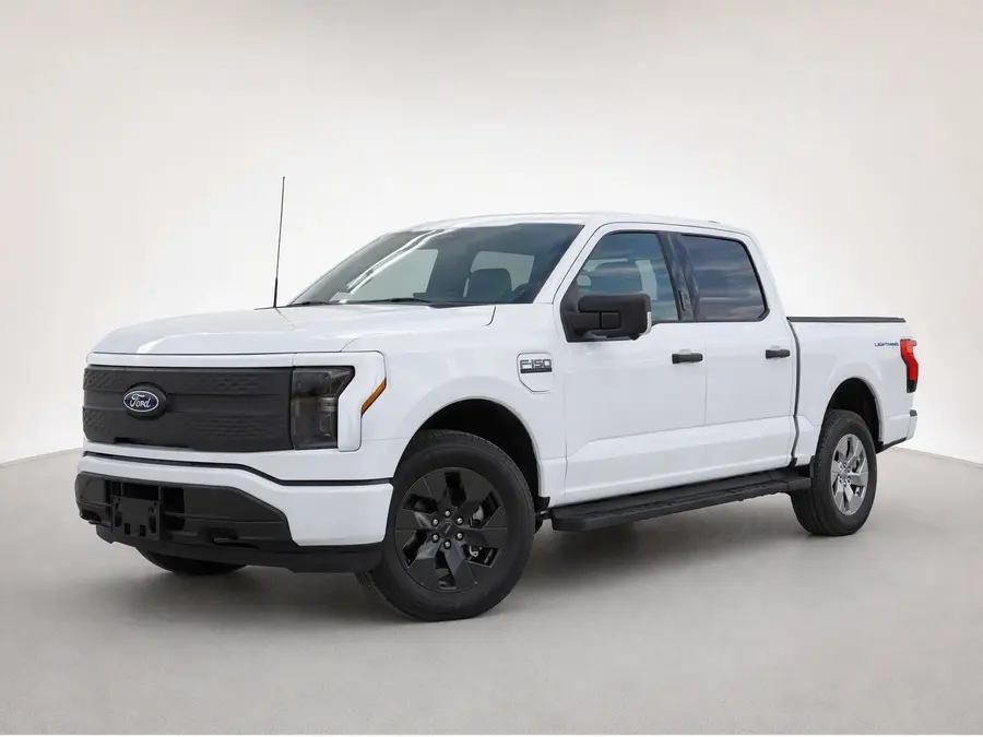2024 Ford F-150 Lightning — image 1 of 9