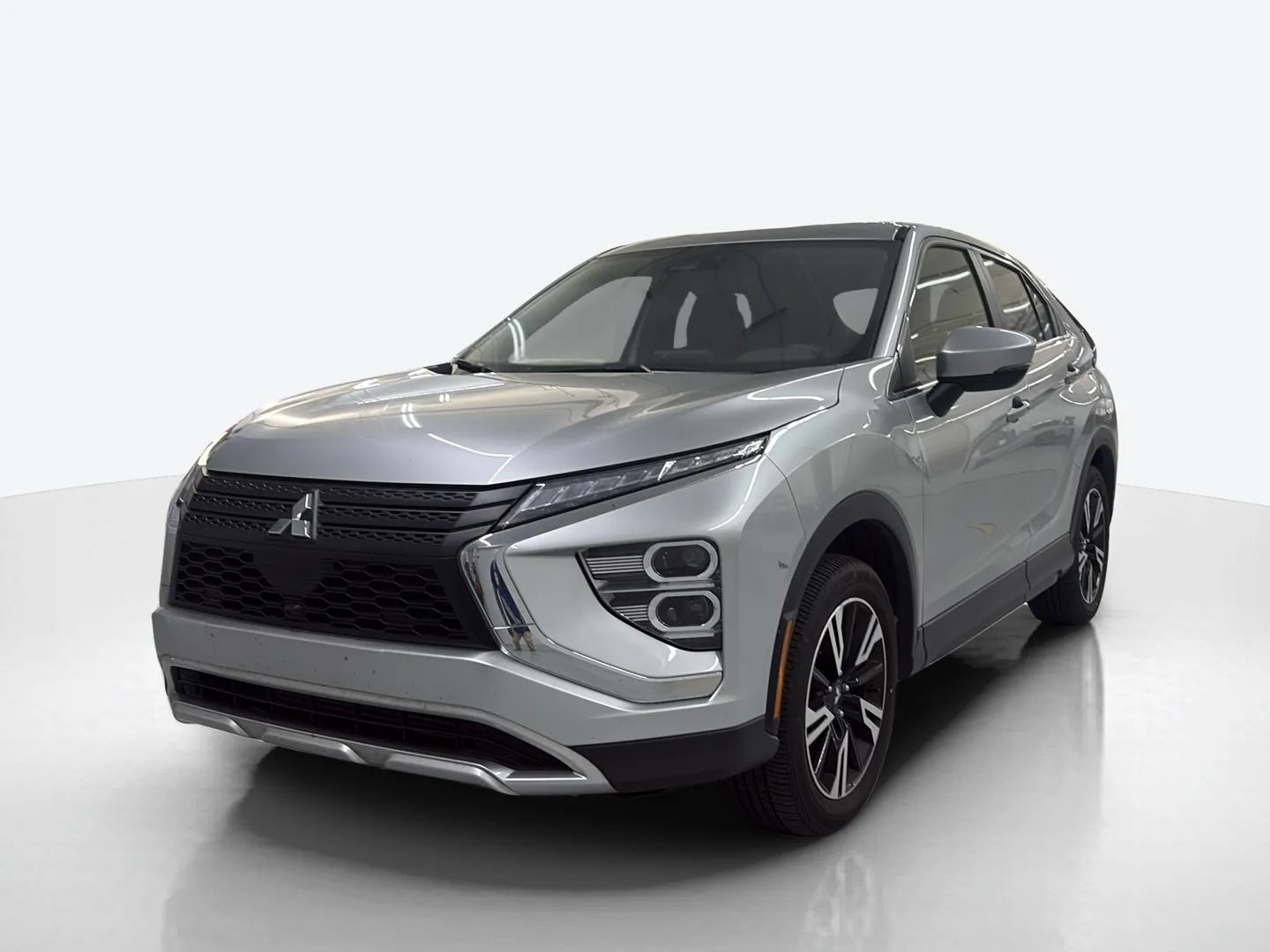 2025 Mitsubishi Eclipse Cross — image 1 of 4