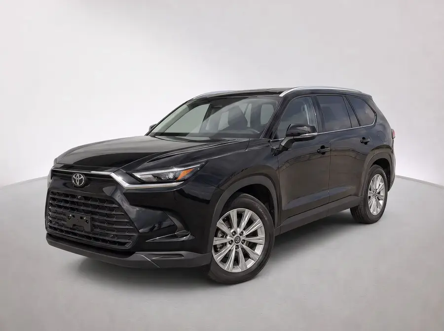 2025 Toyota Grand Highlander — image 1 of 9