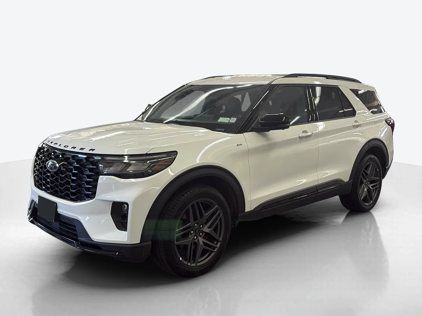 2025 Ford Explorer — image 1 of 6