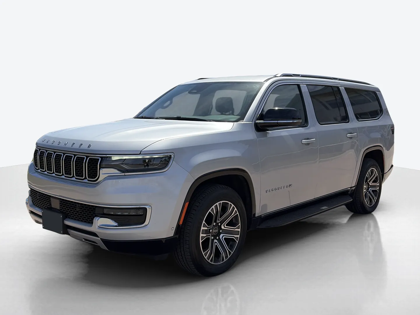 2025 Jeep Wagoneer L — image 1 of 6