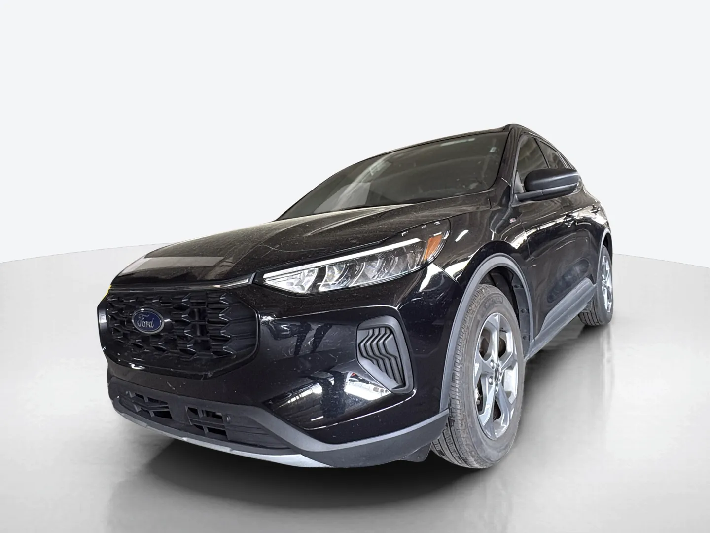 2025 Ford Escape — image 1 of 8