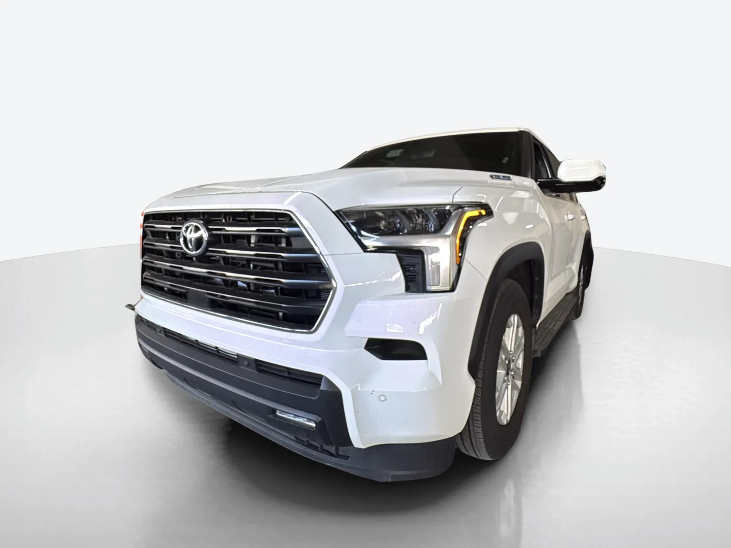 2025 Toyota Sequoia — image 1 of 6