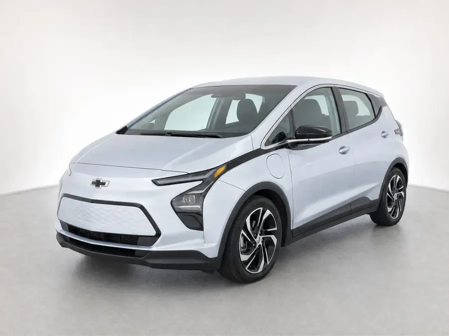 2023 Chevrolet Bolt EV — image 1 of 9