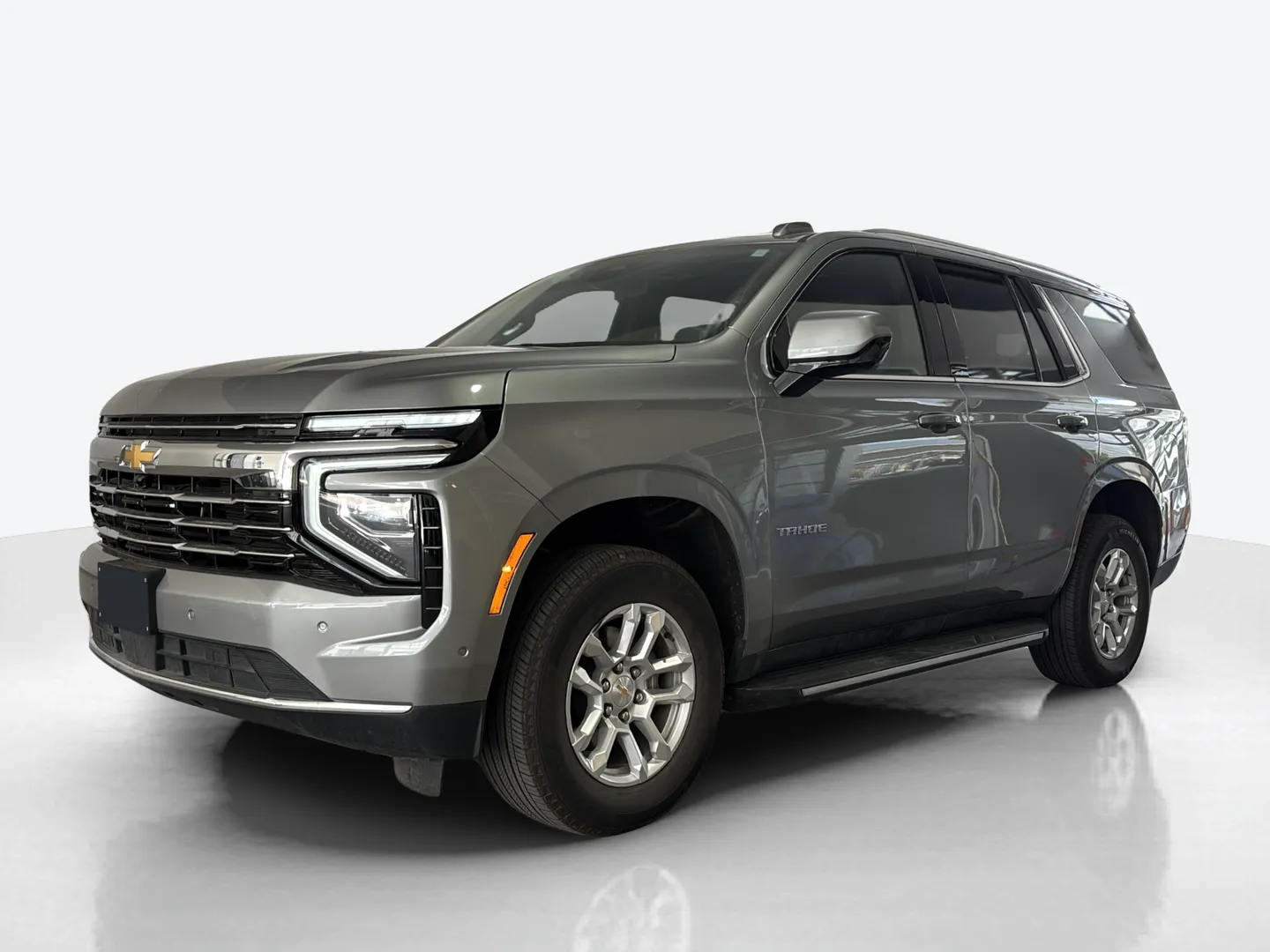 2025 Chevrolet Tahoe — image 1 of 6