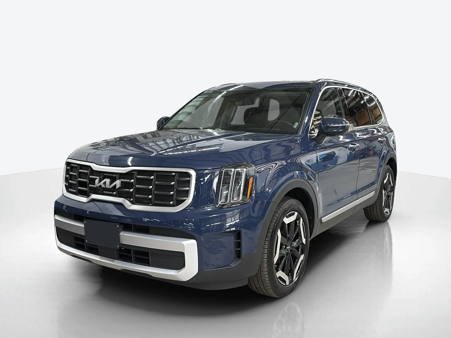 2025 Kia Telluride — image 1 of 8
