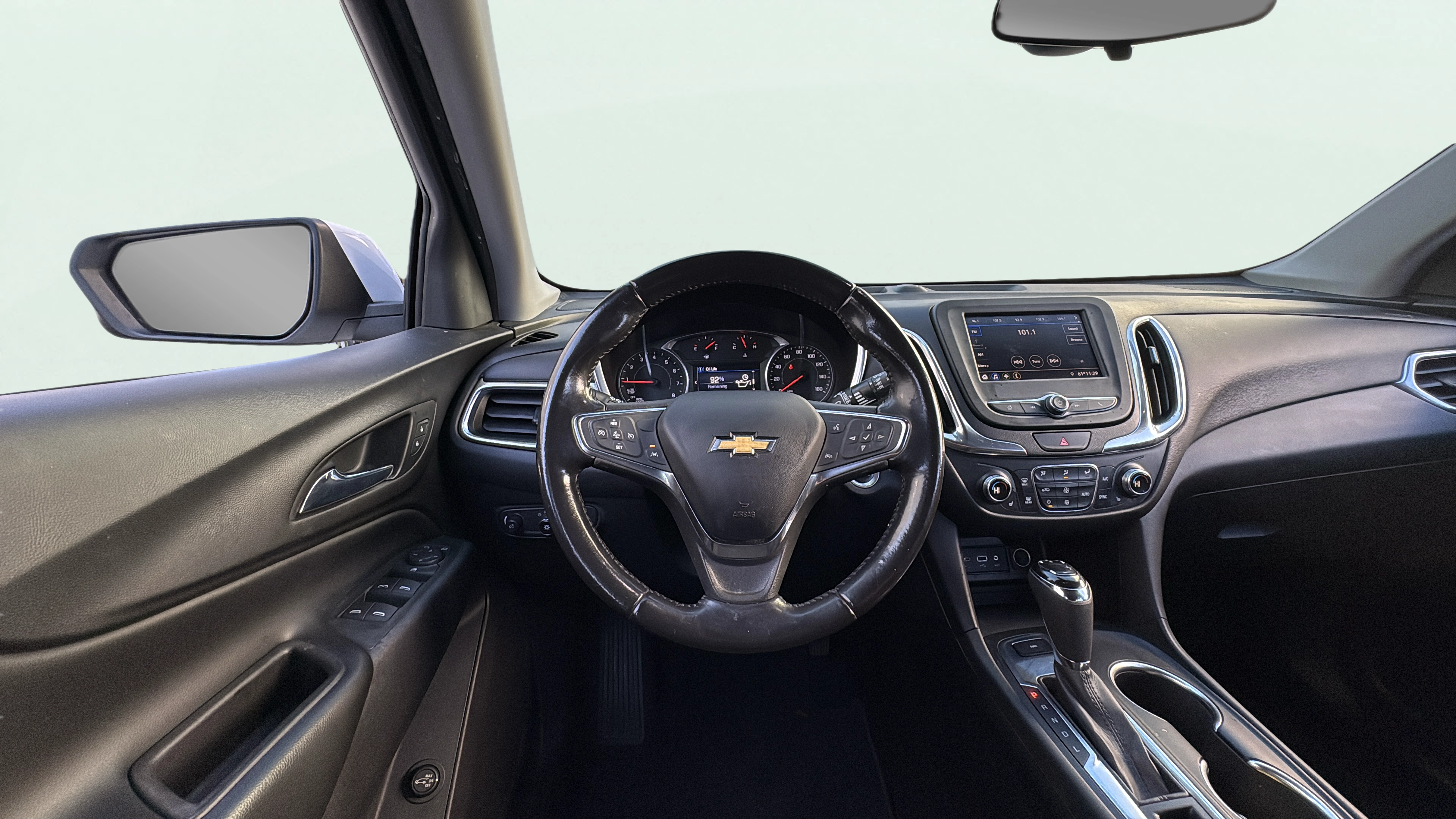 Vehicle interior 360 preview