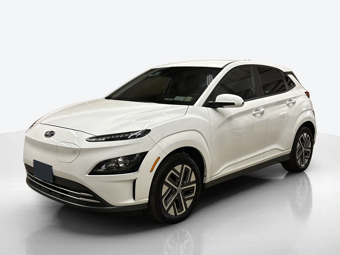 2023 Hyundai Kona Electric — image 1 of 6