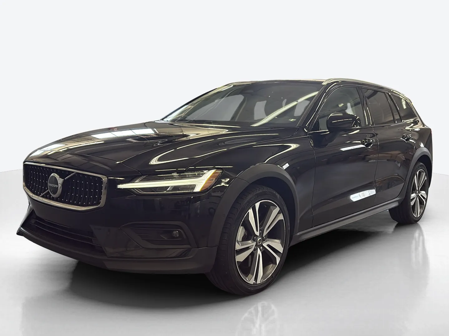 2025 Volvo V60 Cross Country